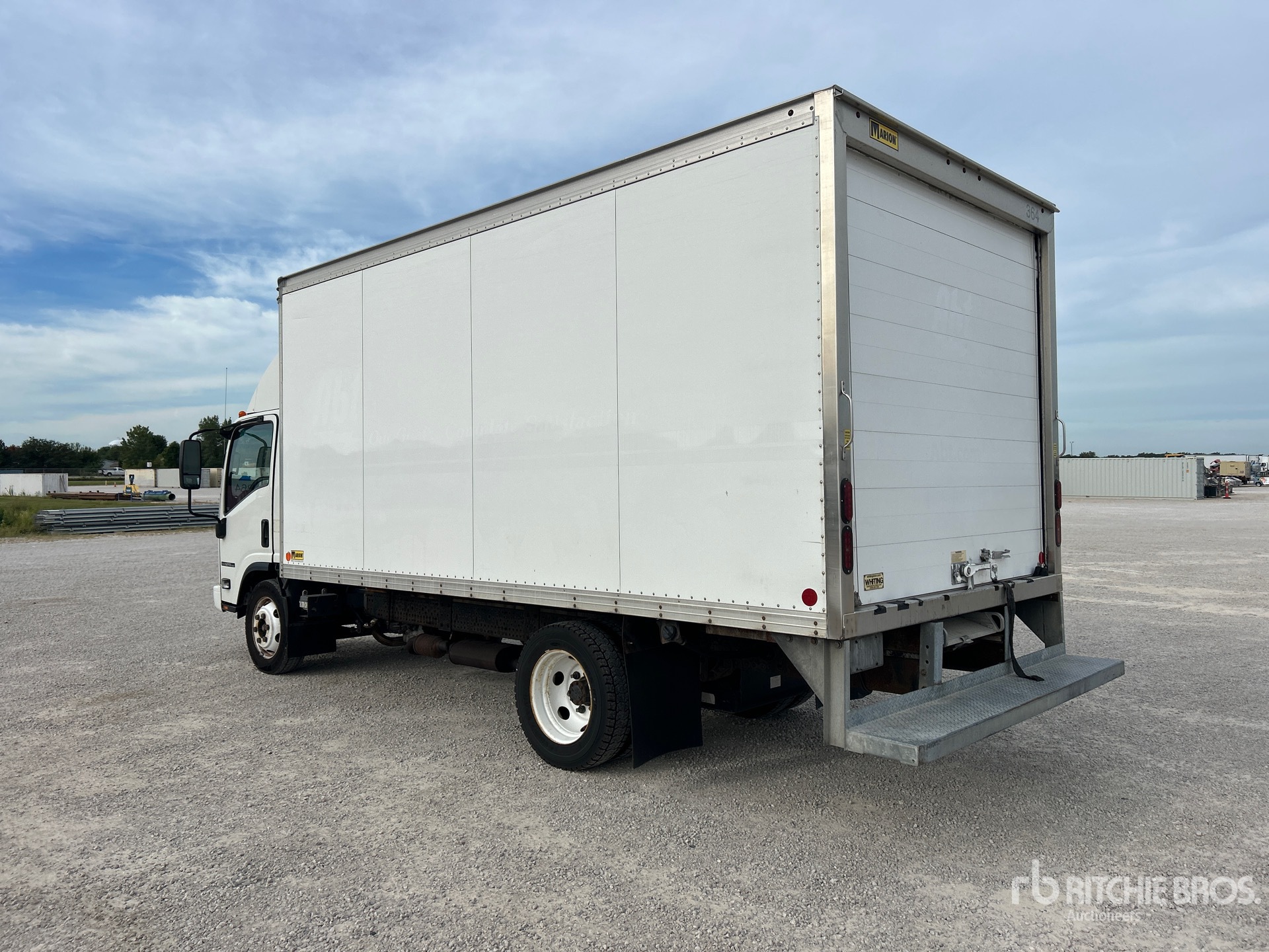 2019 Isuzu NPR HD