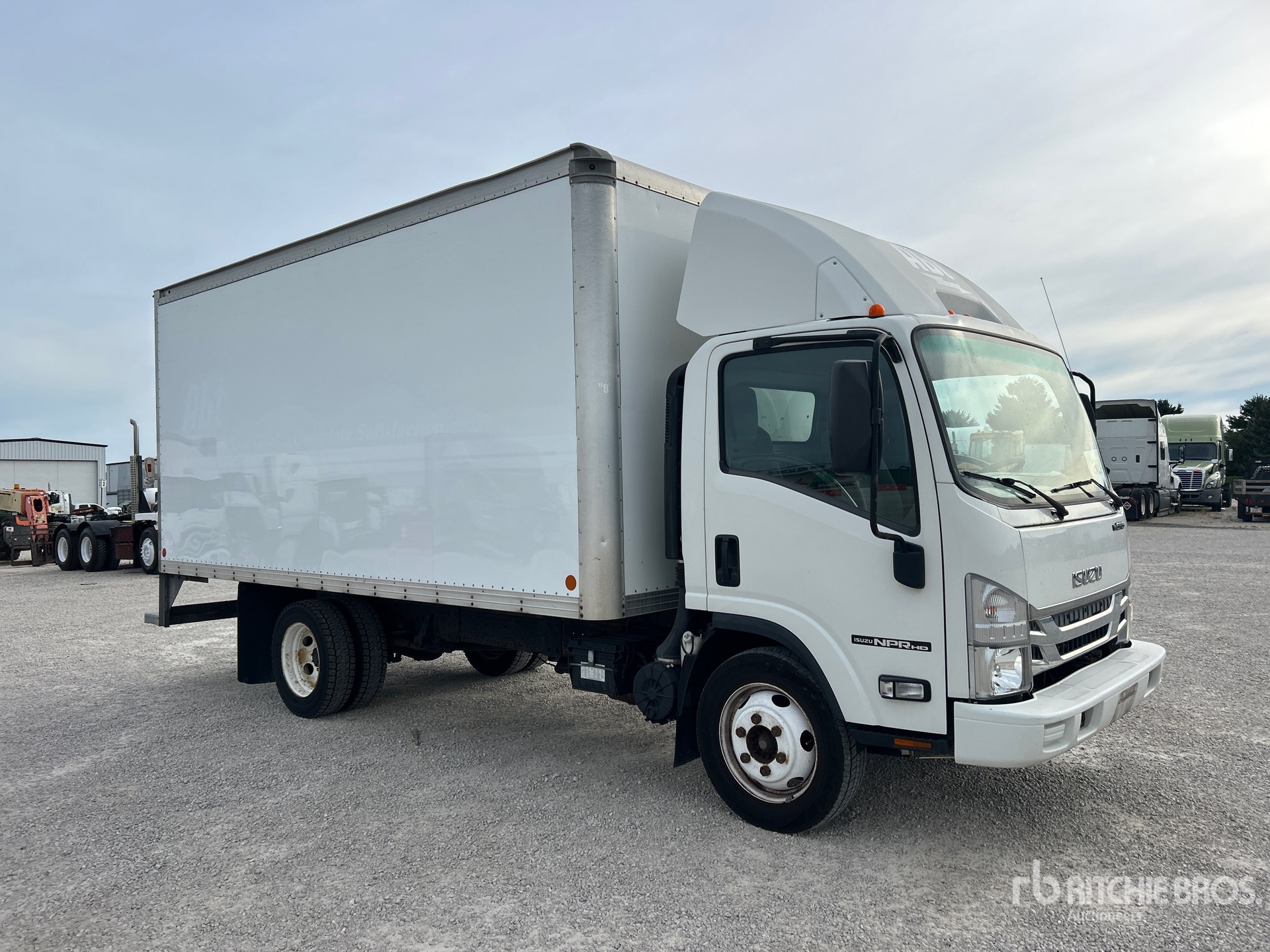 2019 Isuzu NPR HD