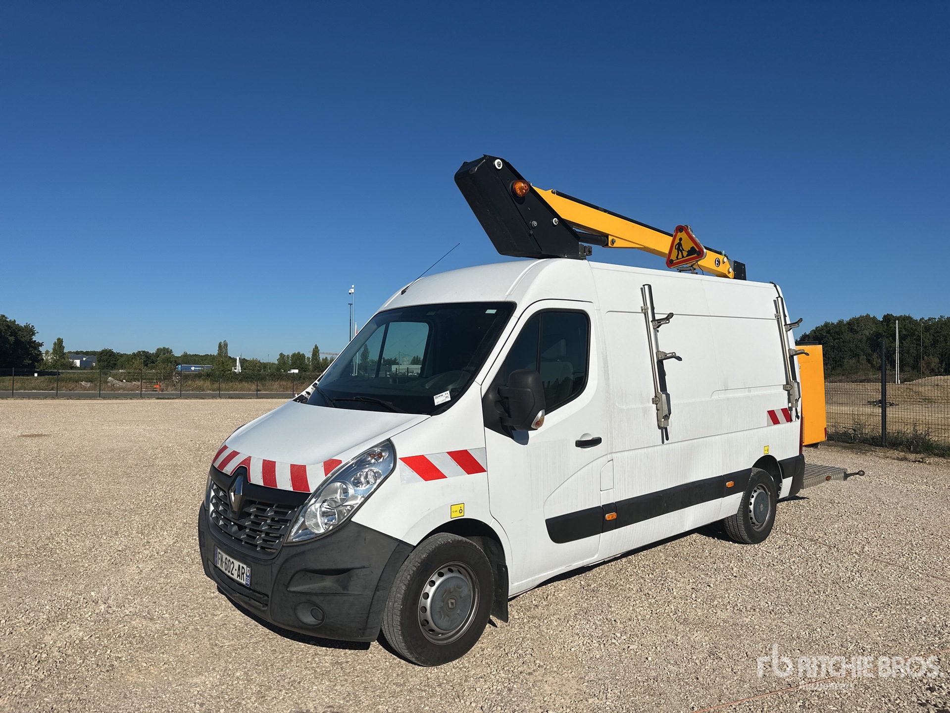 Photo of 2020 Renault MASTER
