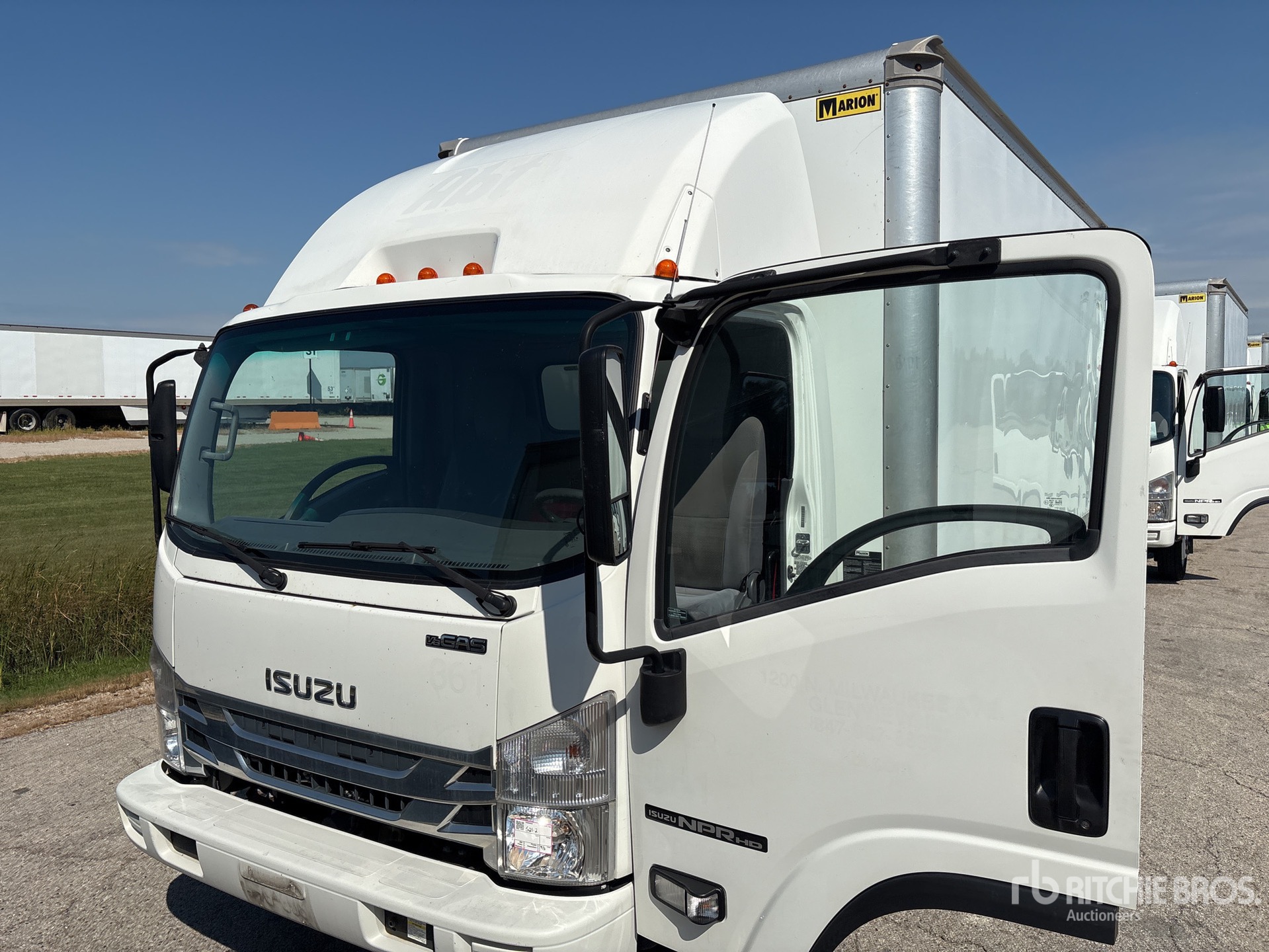 2019 Isuzu NPR HD