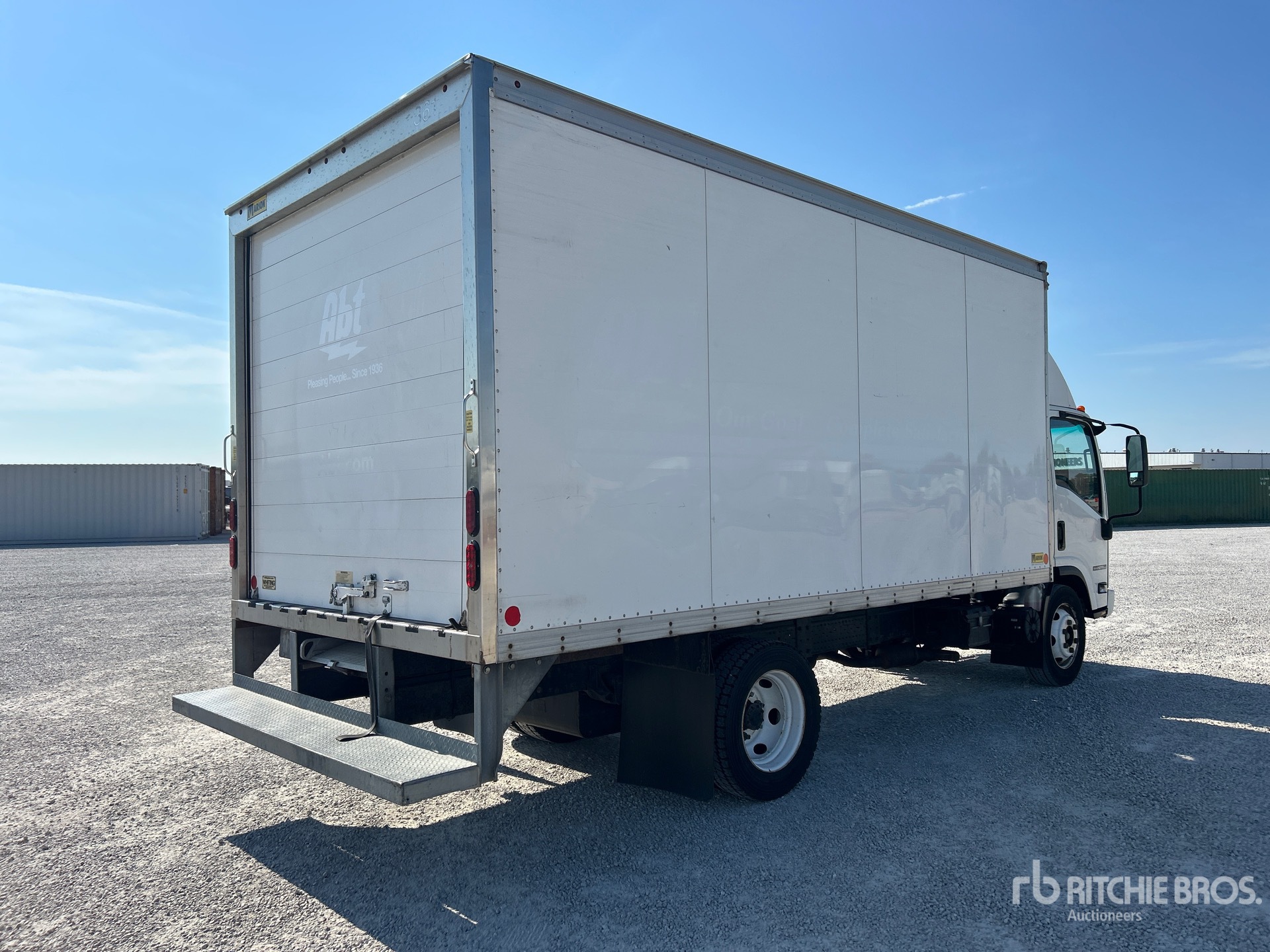 2019 Isuzu NPR HD