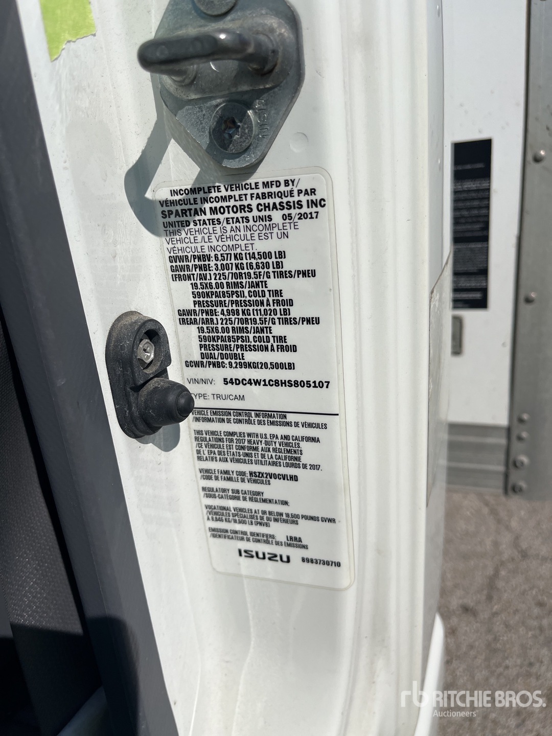 2017 Isuzu NPR HD