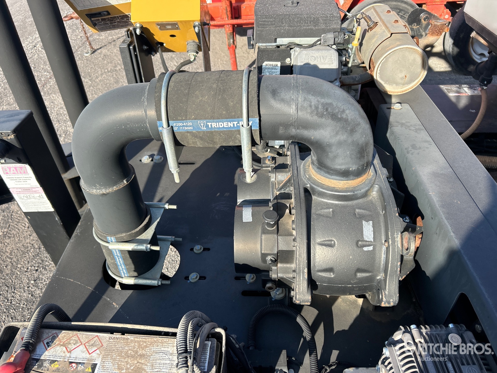 Vermeer VAC-TRON CV573G