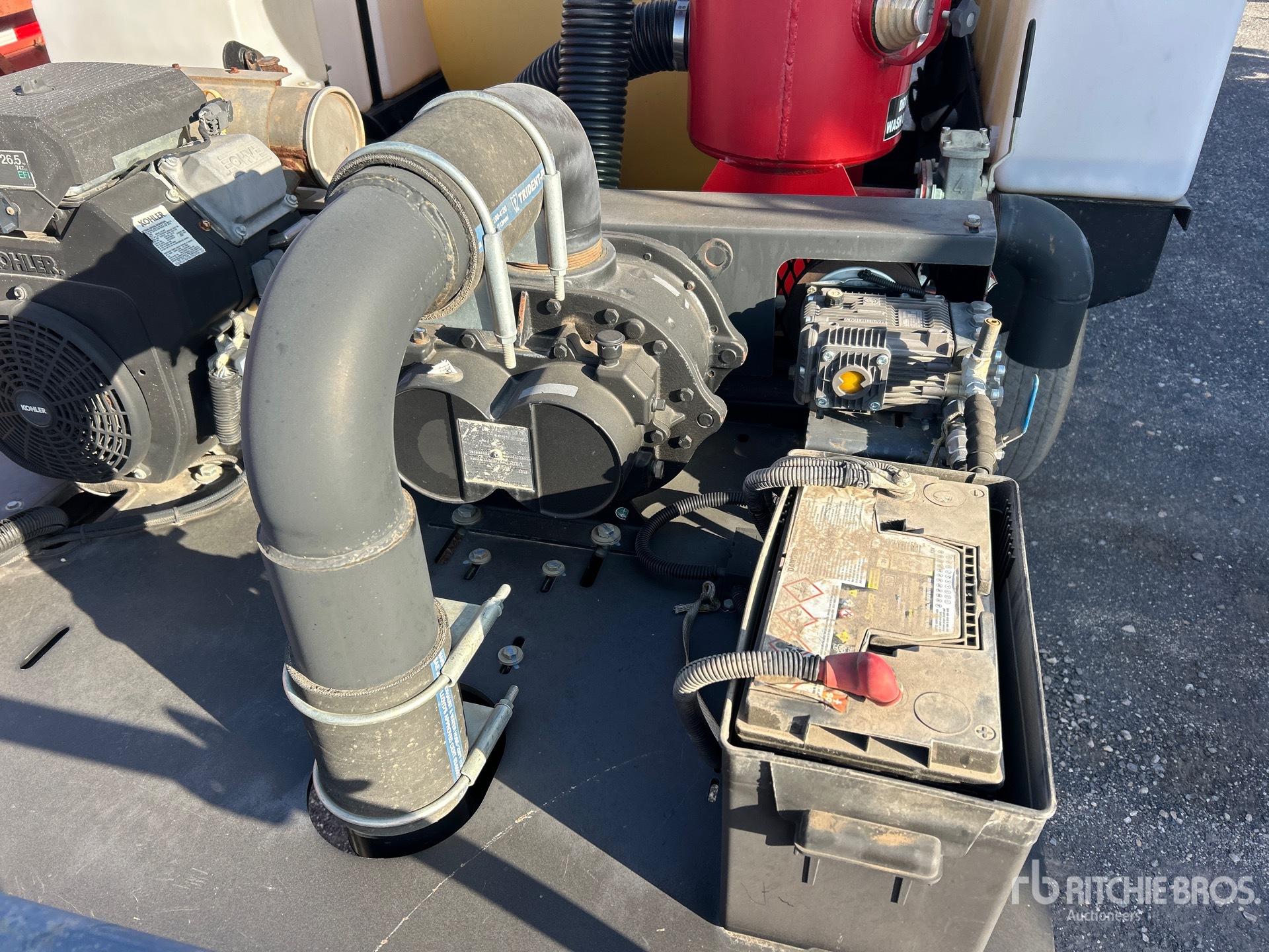 Vermeer VAC-TRON CV573G