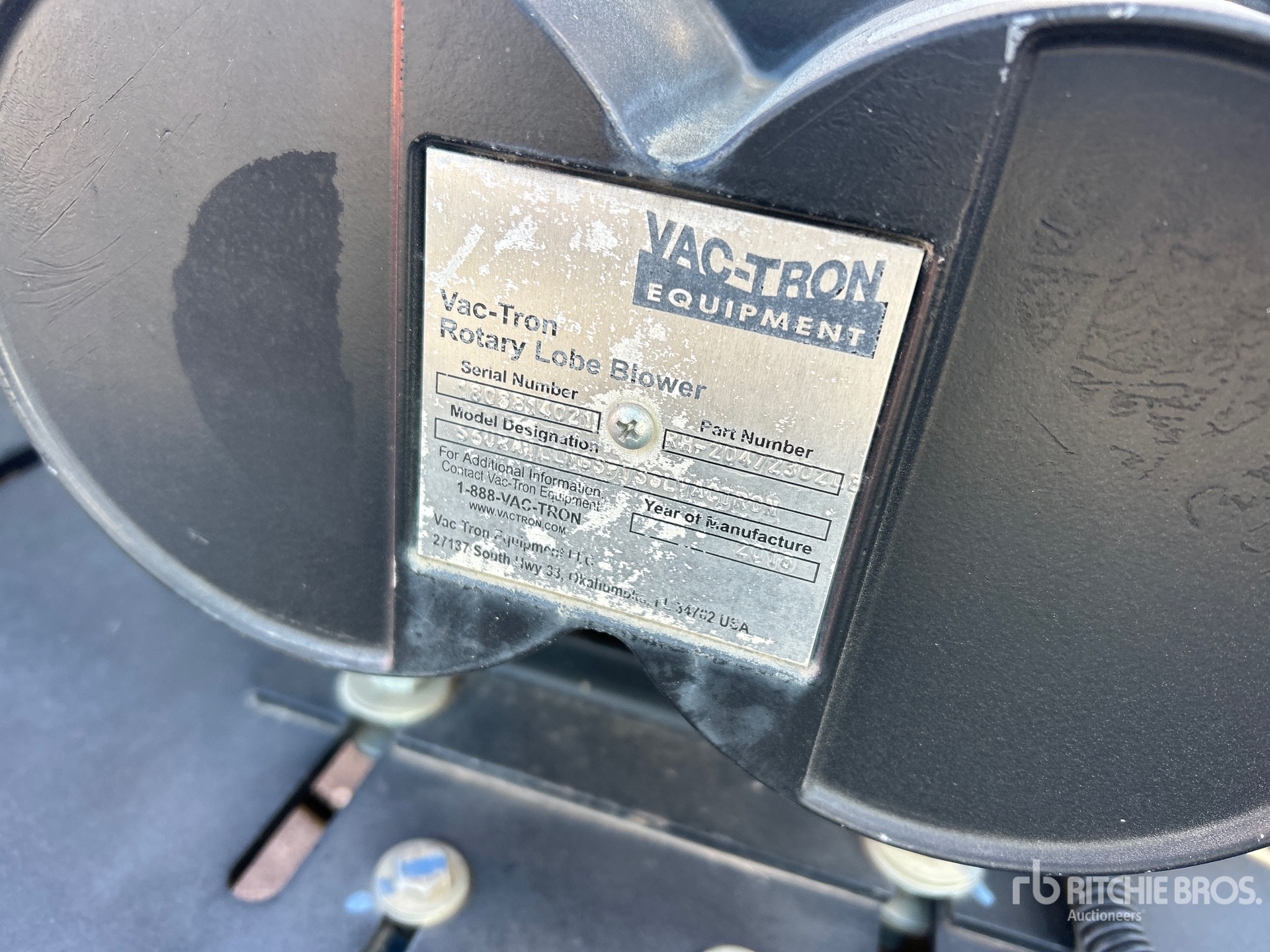 Vermeer VAC-TRON CV573G