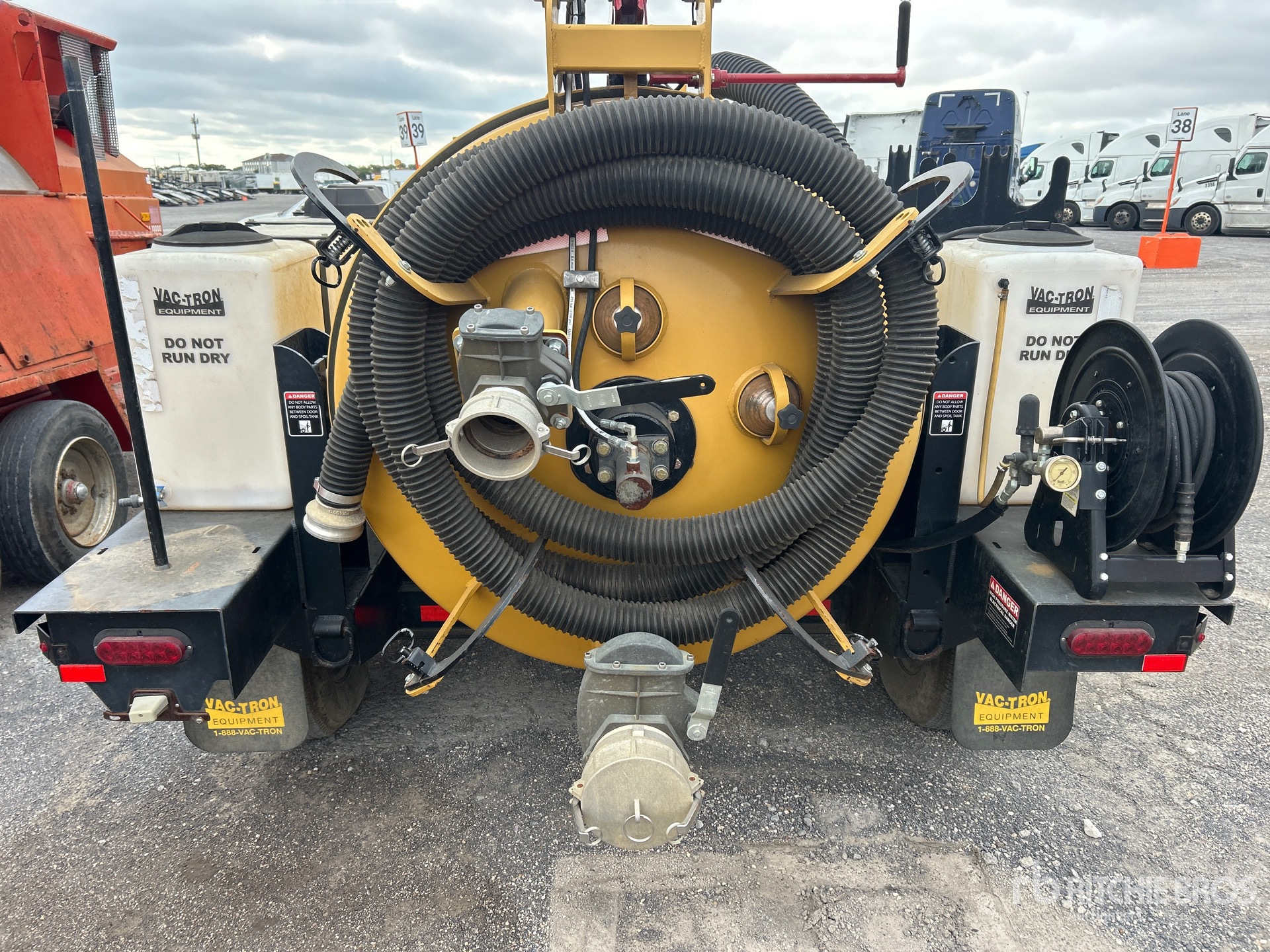 Vermeer VAC-TRON LP573X