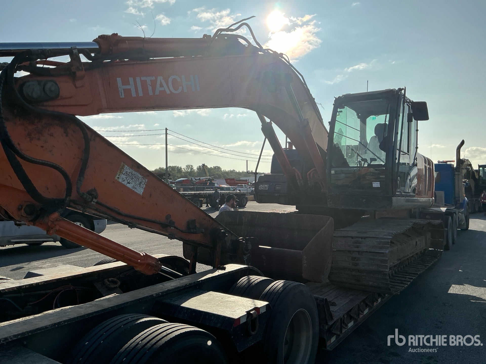 2012 Hitachi ZX210LC-5N