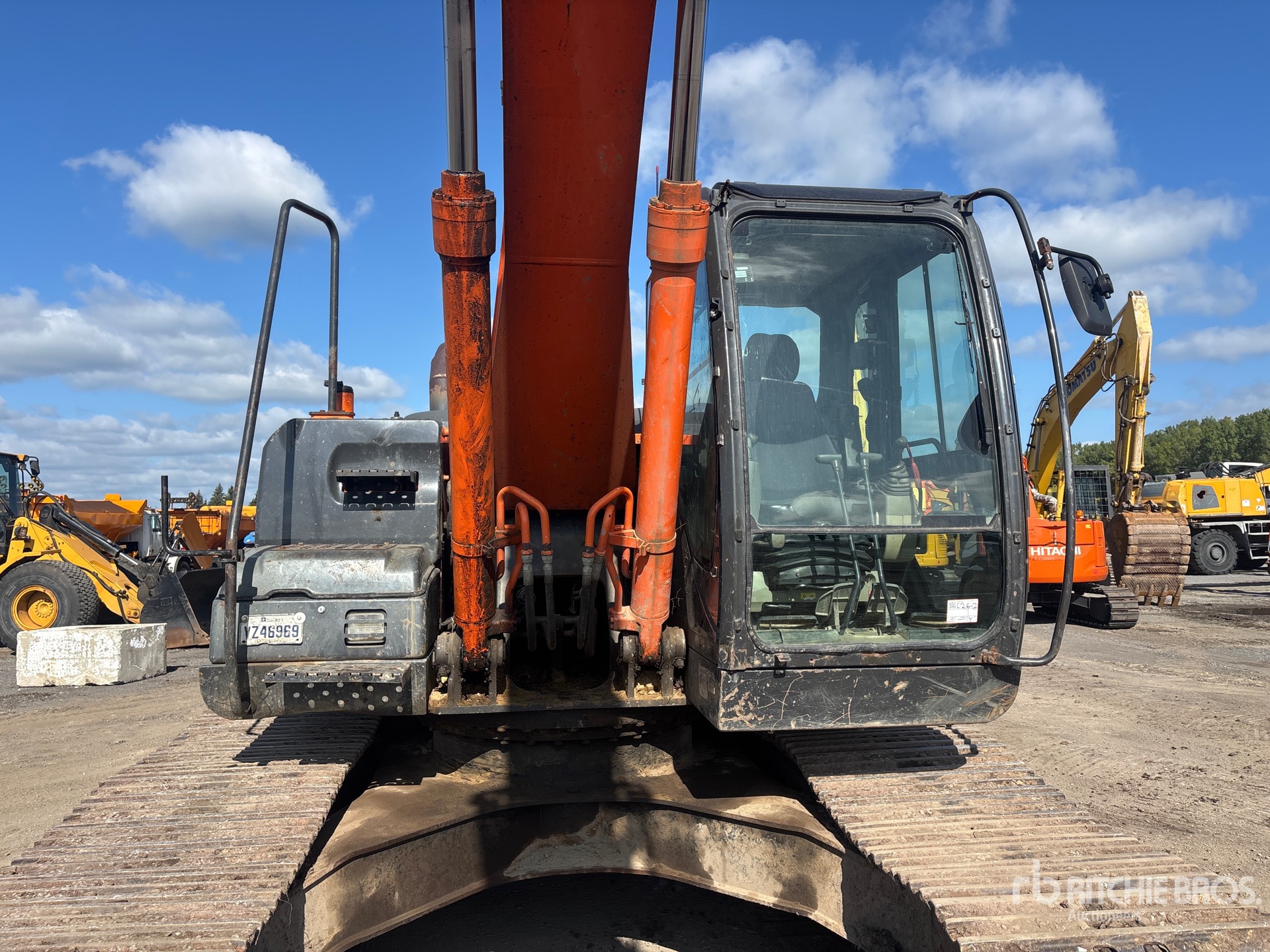 2012 Hitachi ZX210LC-5N