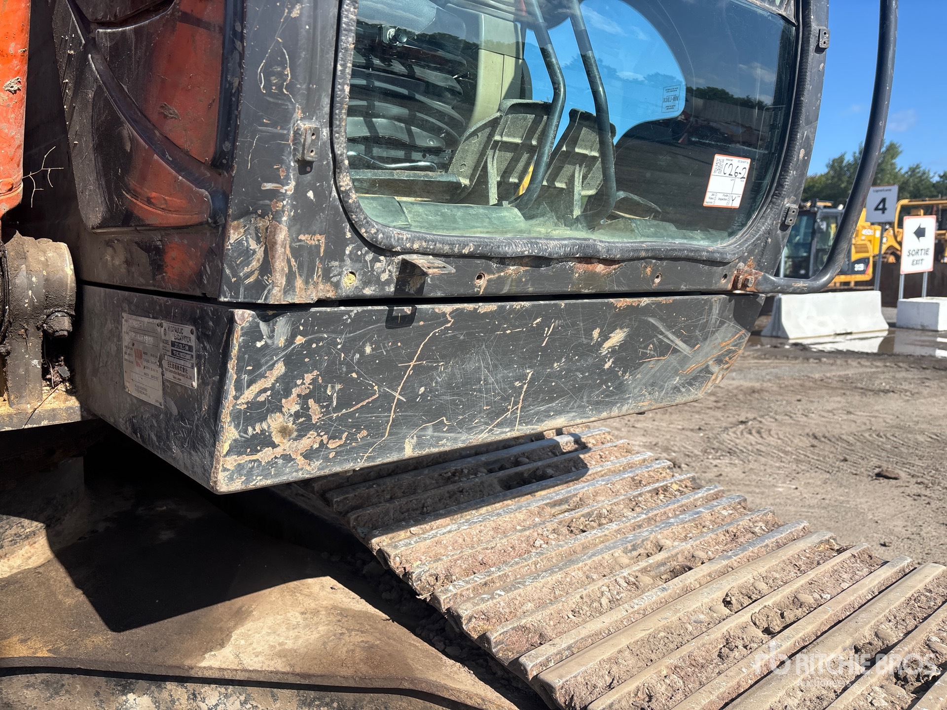 2012 Hitachi ZX210LC-5N