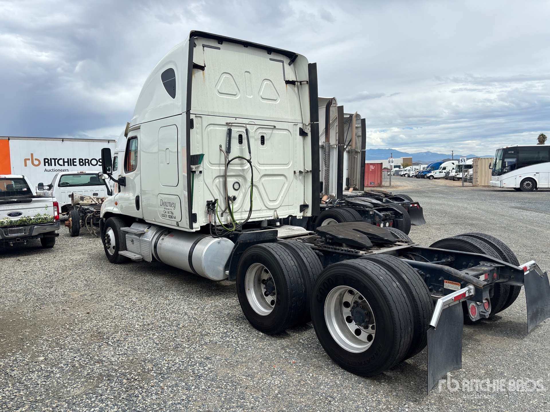 2018 Freightliner CASCADIA 125
