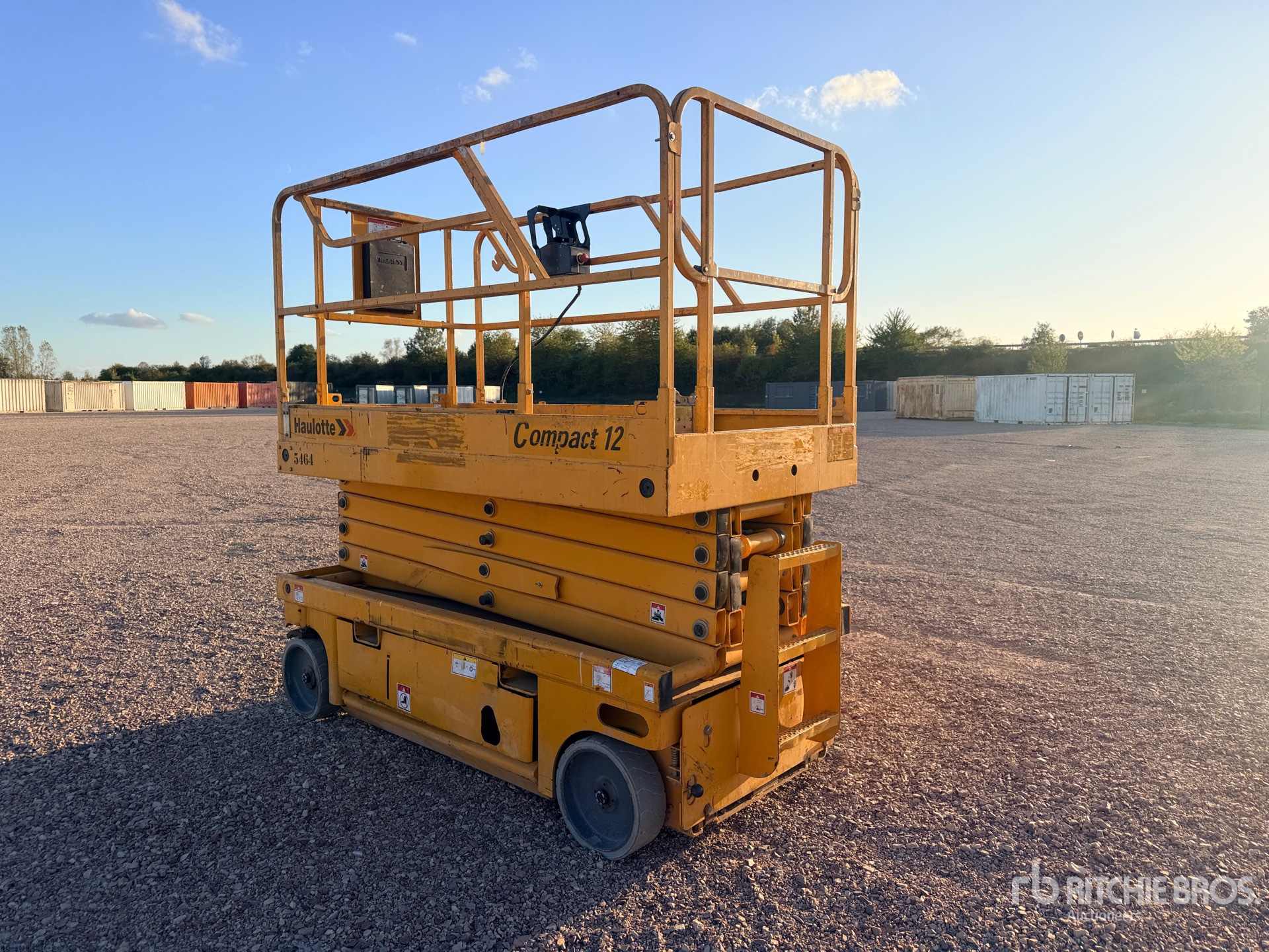 2008 Haulotte COMPACT12
