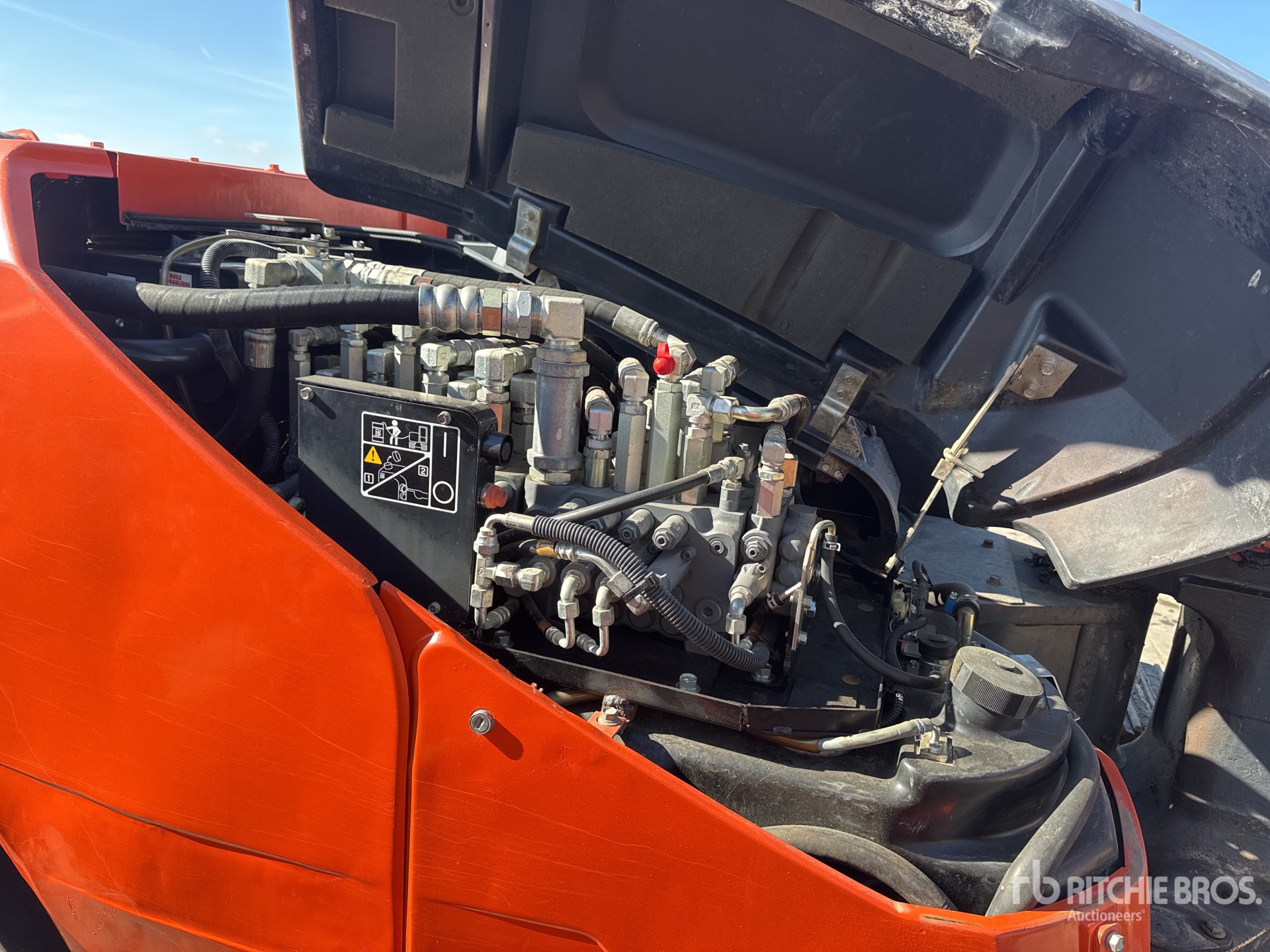 2014 Kubota KX080-4