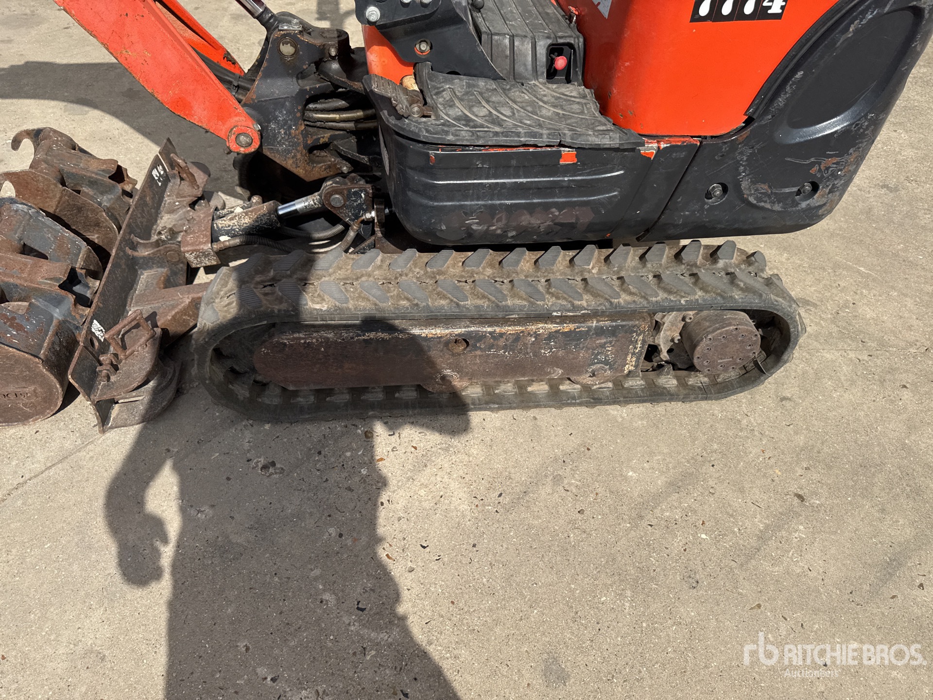 2015 Kubota K008-3