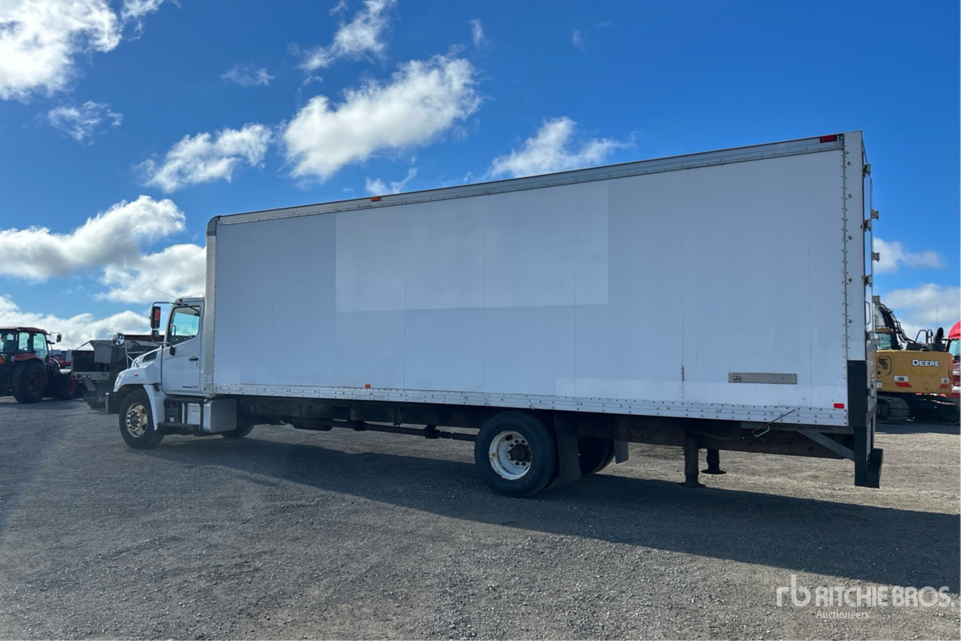 2017 Hino 268