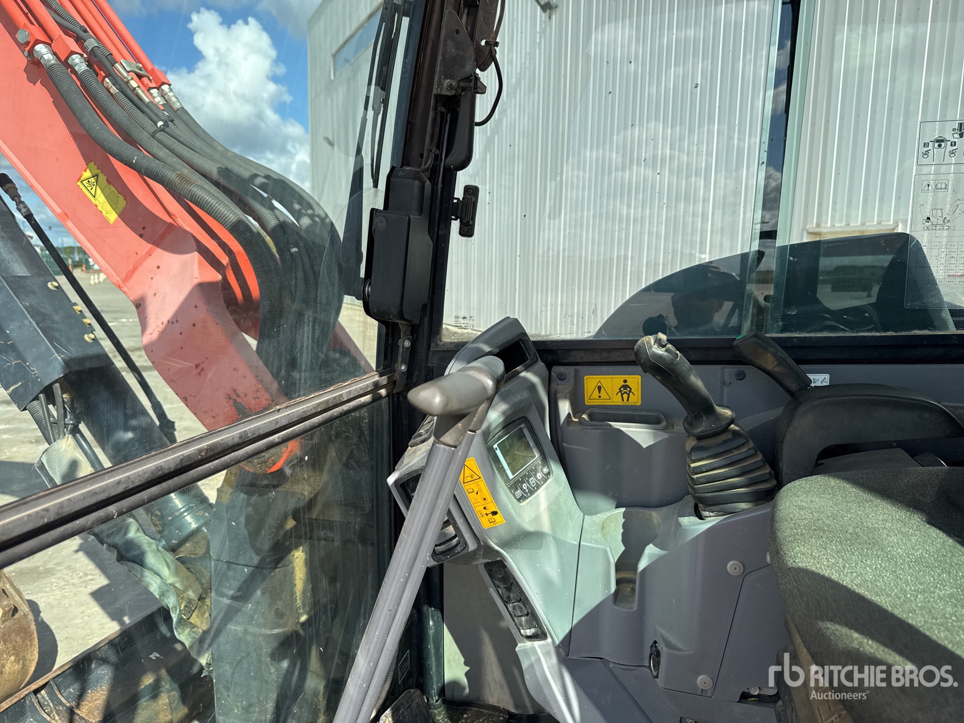 2017 Kubota KX080-4