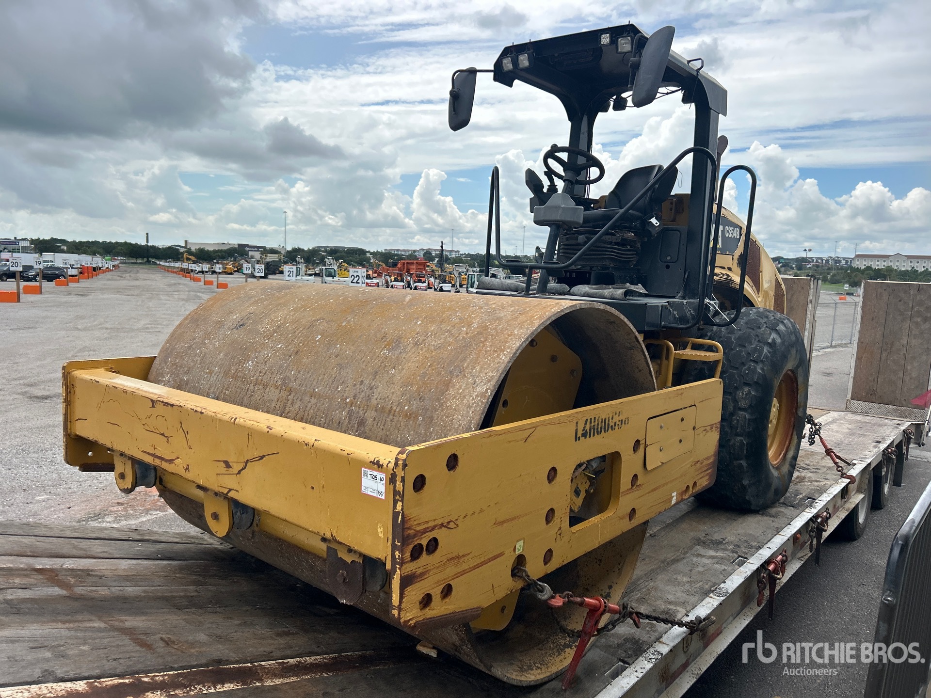 2015 Caterpillar CS54B