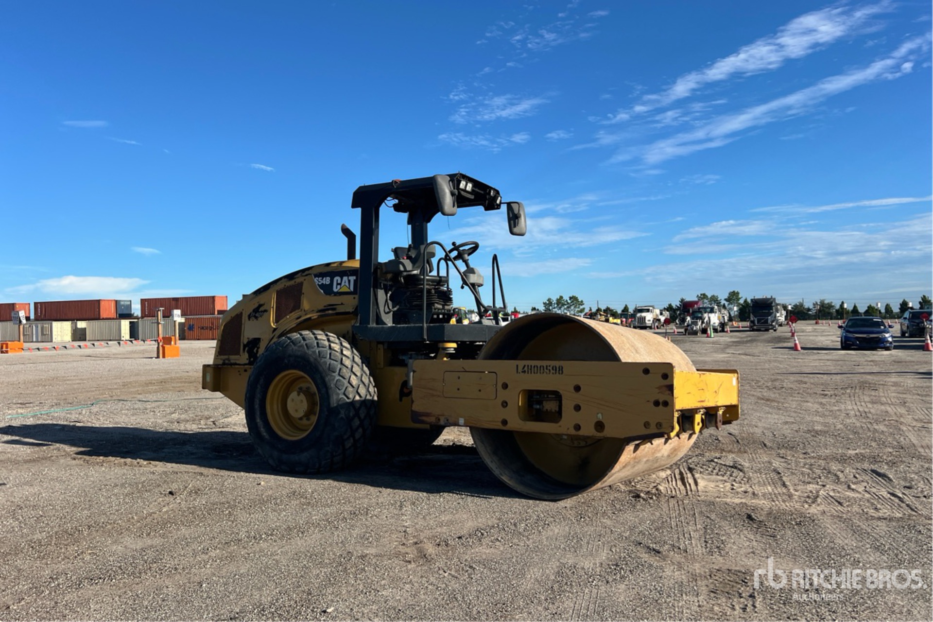 2015 Caterpillar CS54B