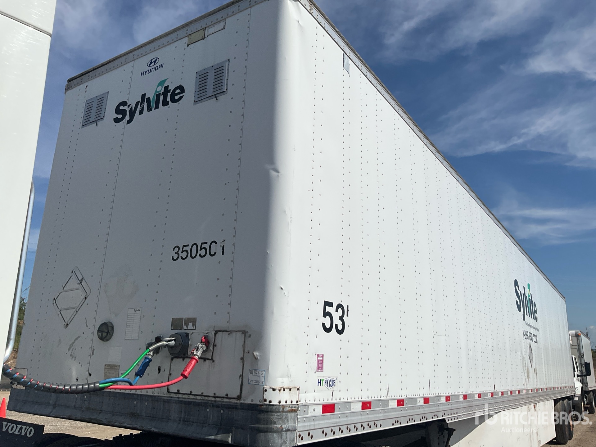 2012 Hyundai 53 ft x 102 in T/A