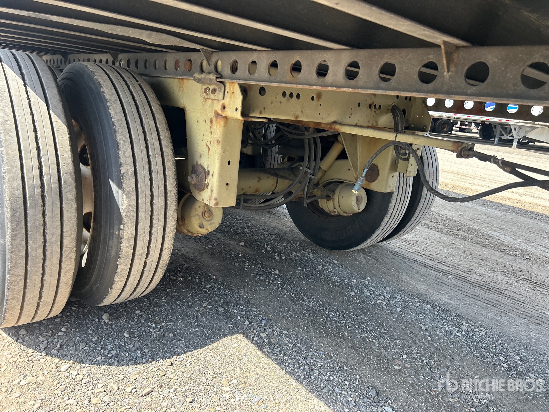2012 Hyundai 53 ft x 102 in T/A