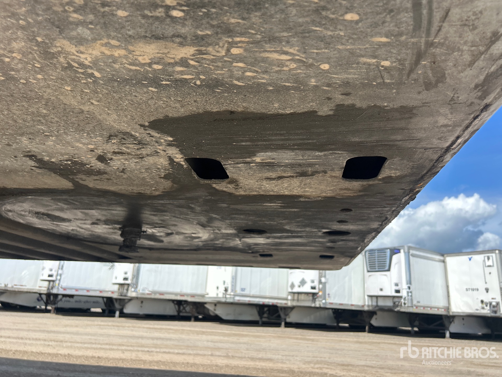 2012 Hyundai 53 ft x 102 in T/A