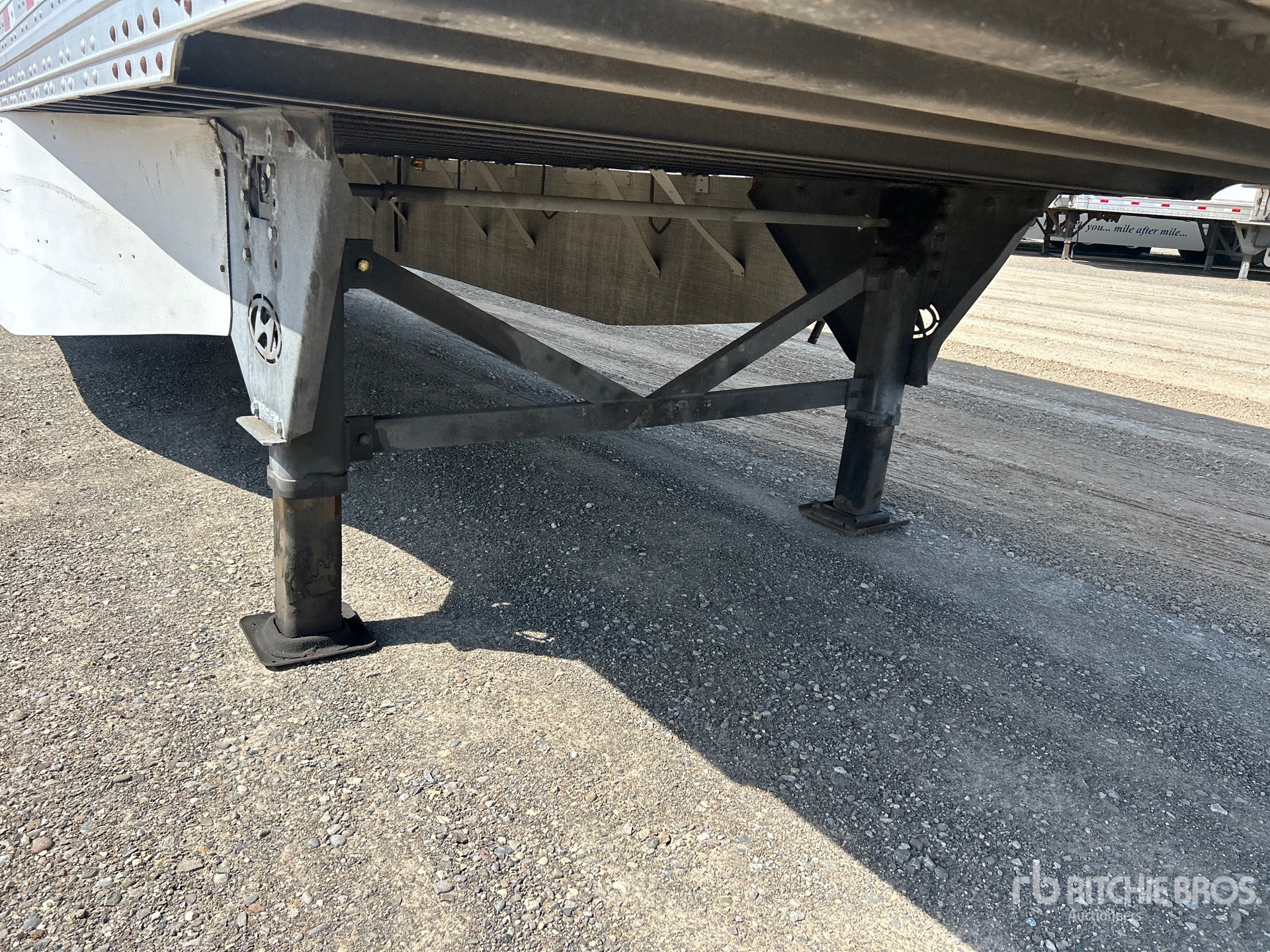2012 Hyundai 53 ft x 102 in T/A