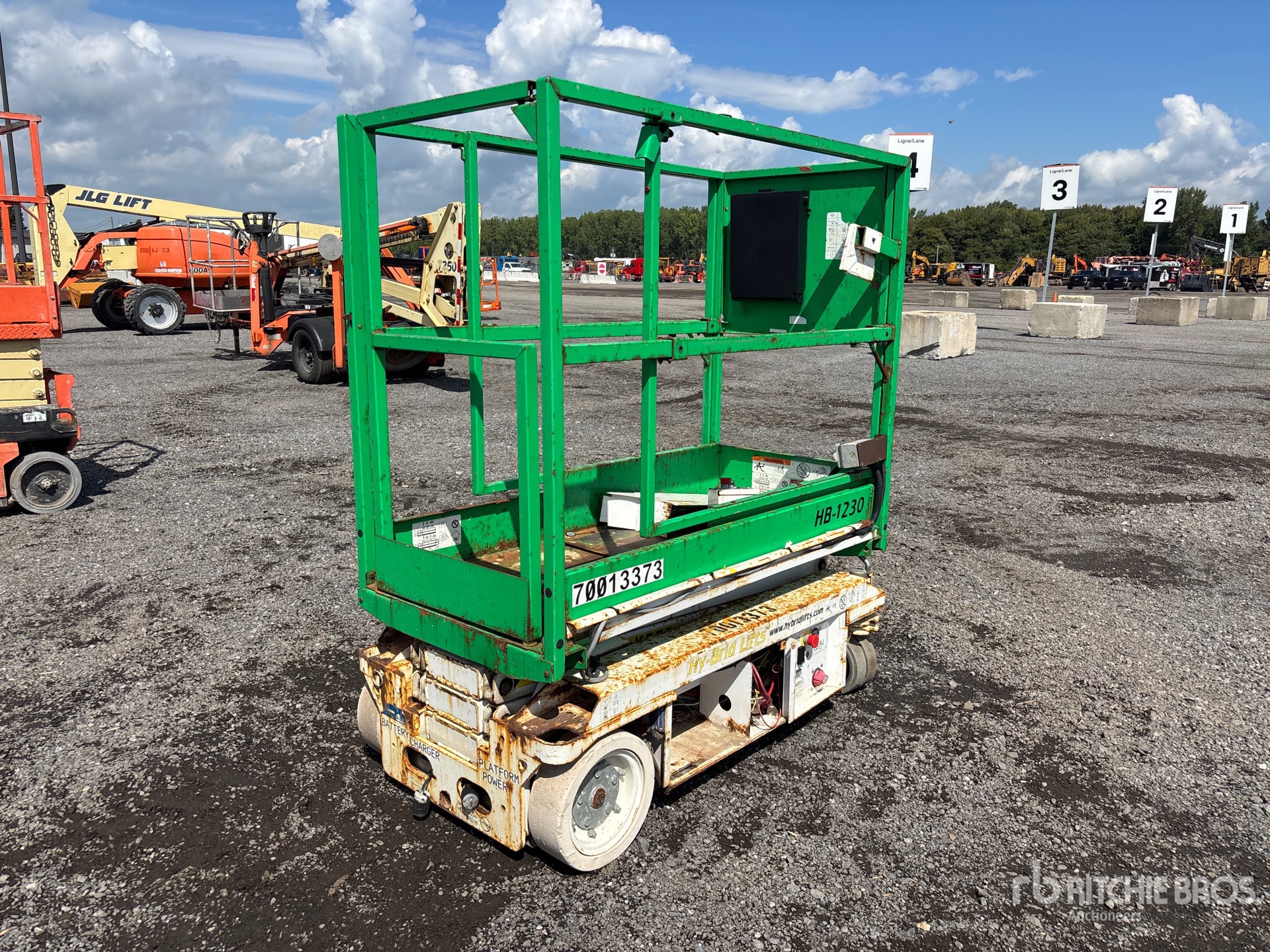 2016 Hy-Brid HB-1230