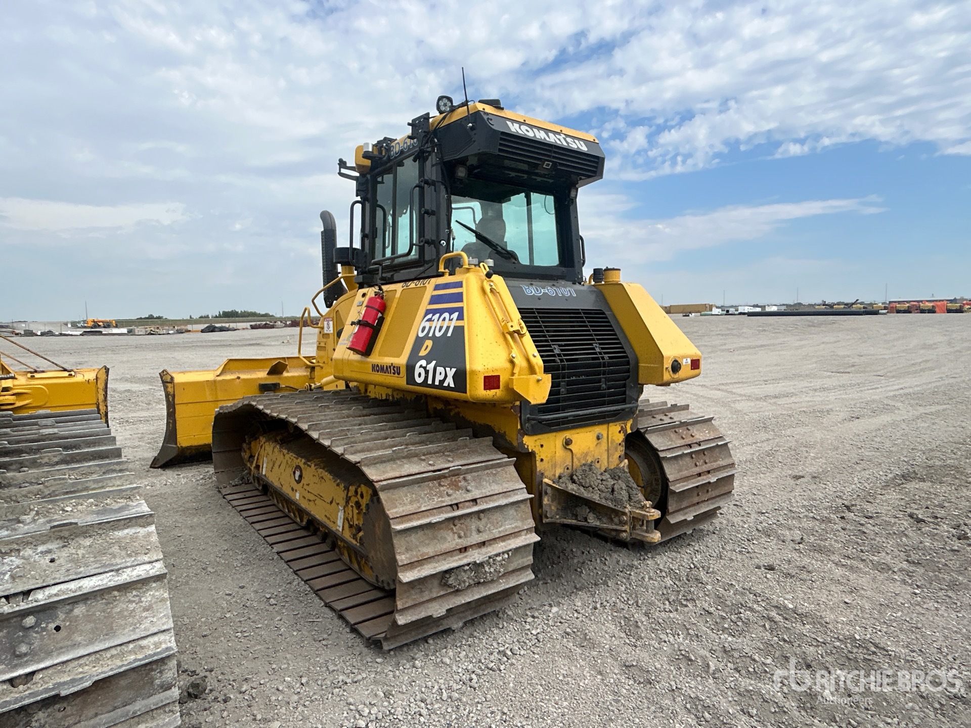 2022 Komatsu D61PX-24