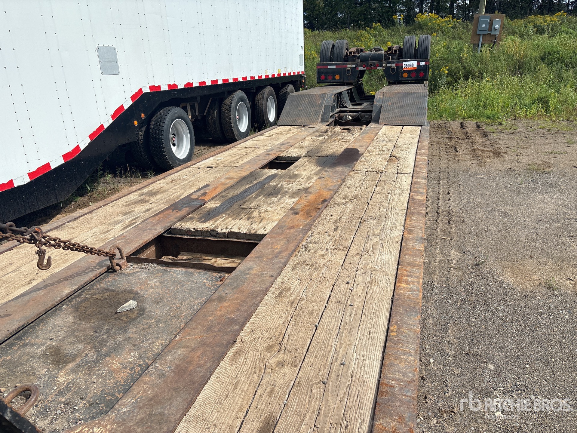 1995 Load Star Trailer Tri/A Removable Gooseneck