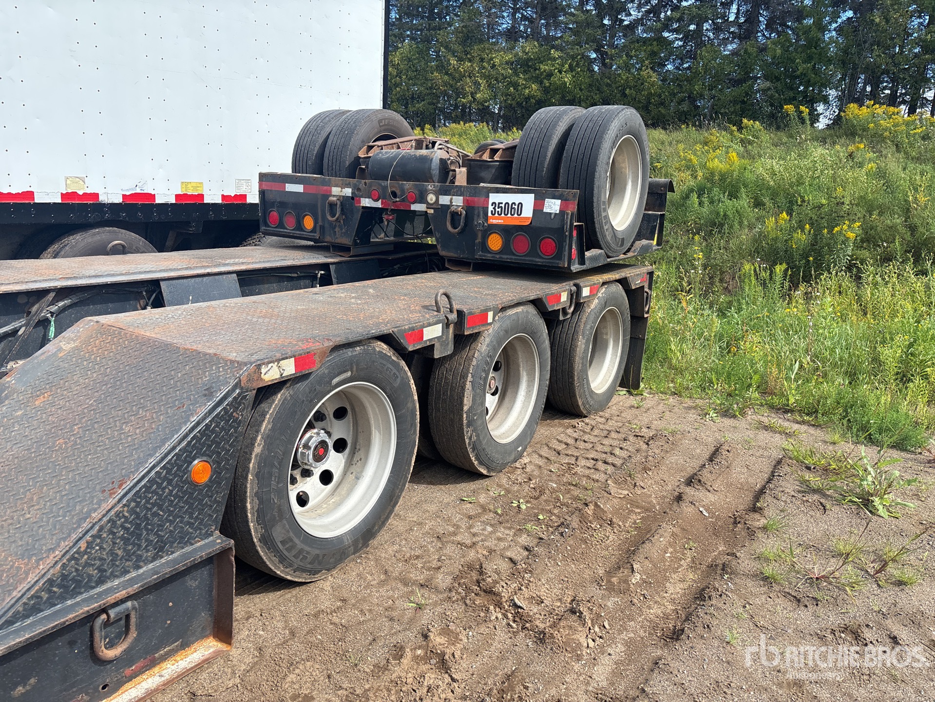 1995 Load Star Trailer Tri/A Removable Gooseneck