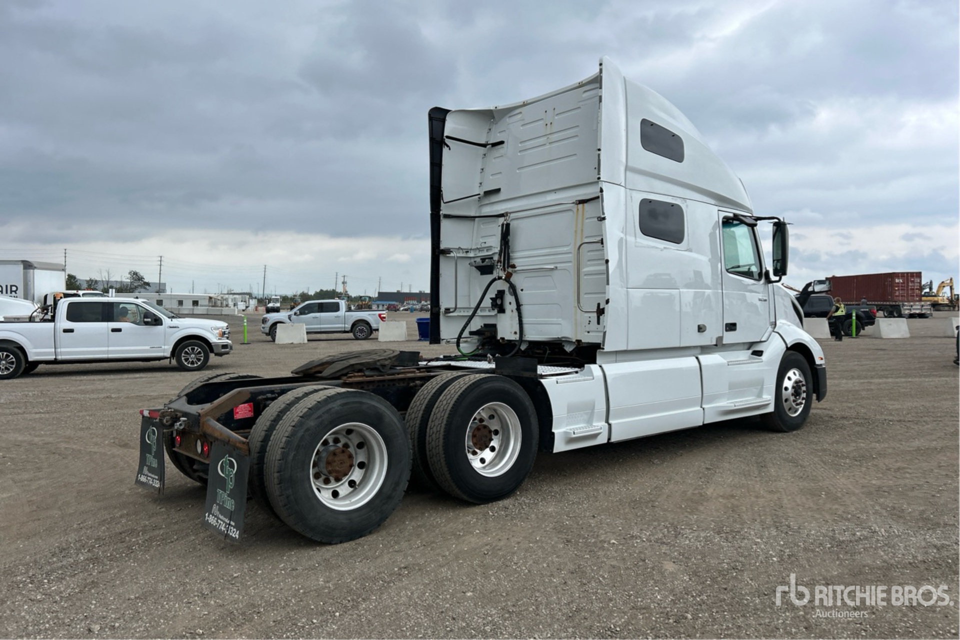 2021 Volvo VNL