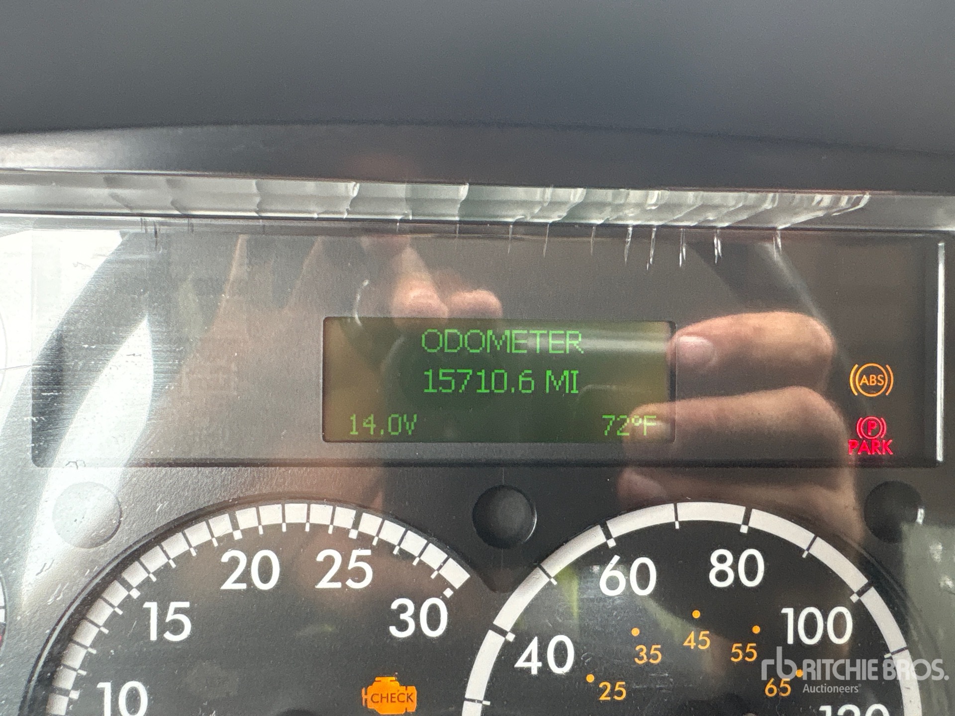 2018 Freightliner M2 106