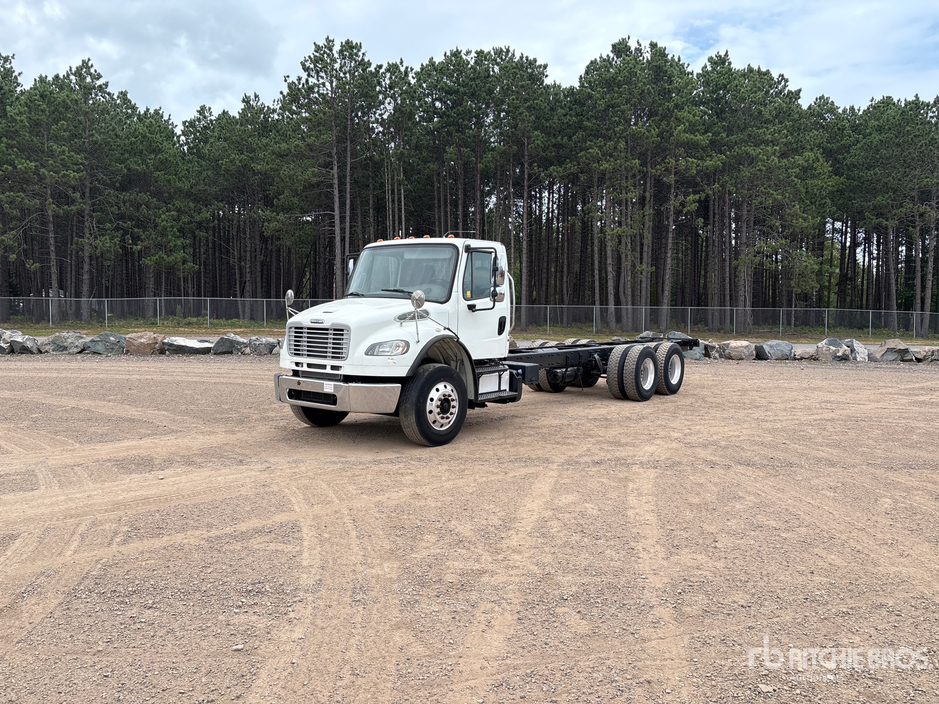 2018 Freightliner M2 106
