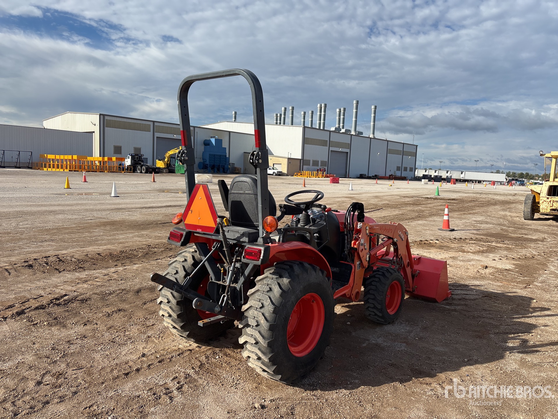 Kubota L3901 HST