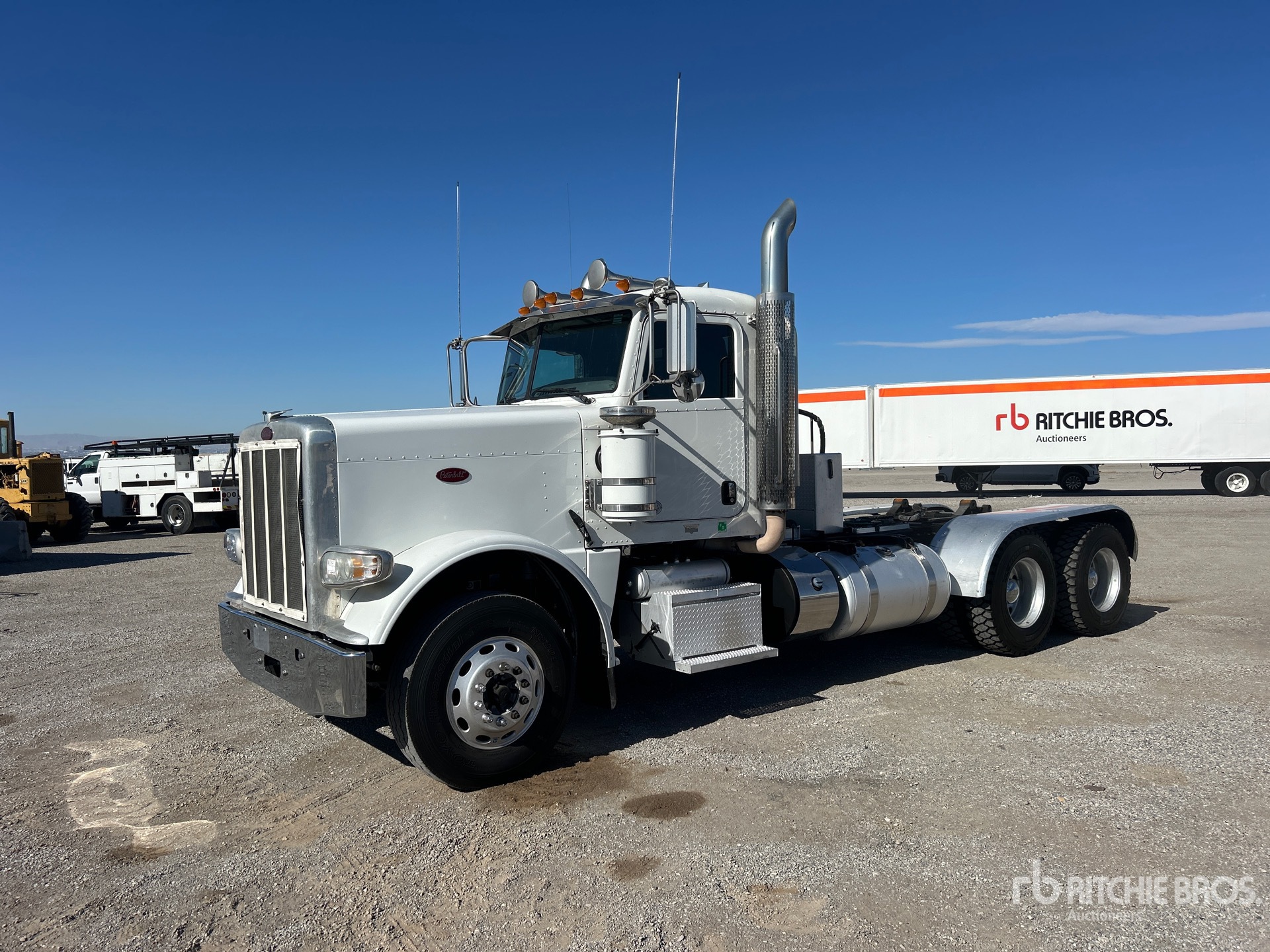 2017 Peterbilt 389