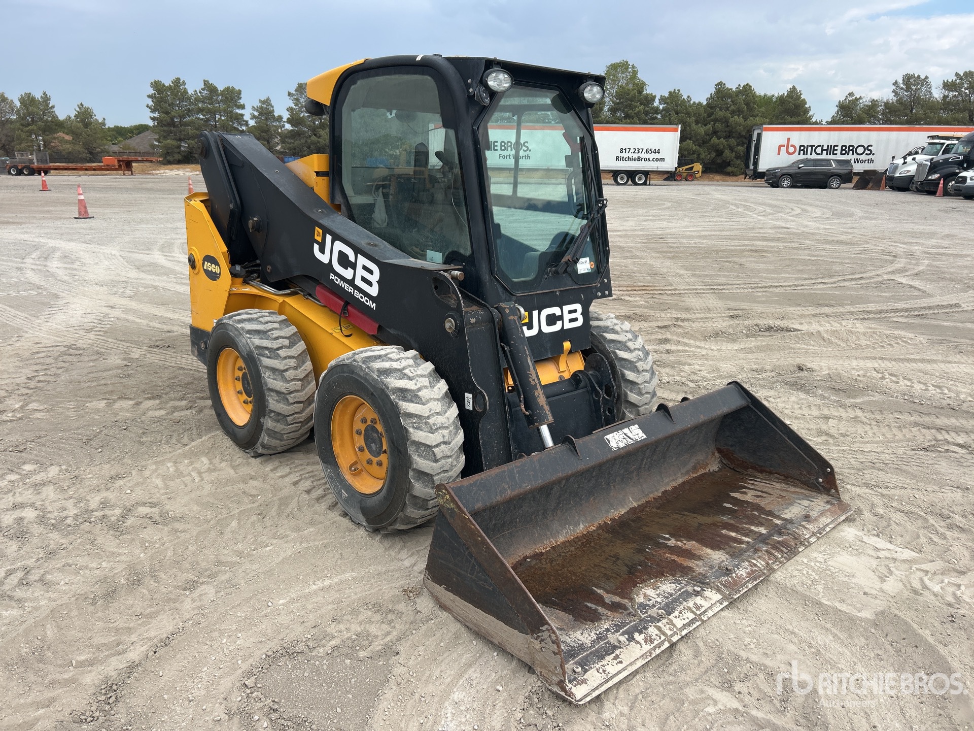 2011 JCB 260
