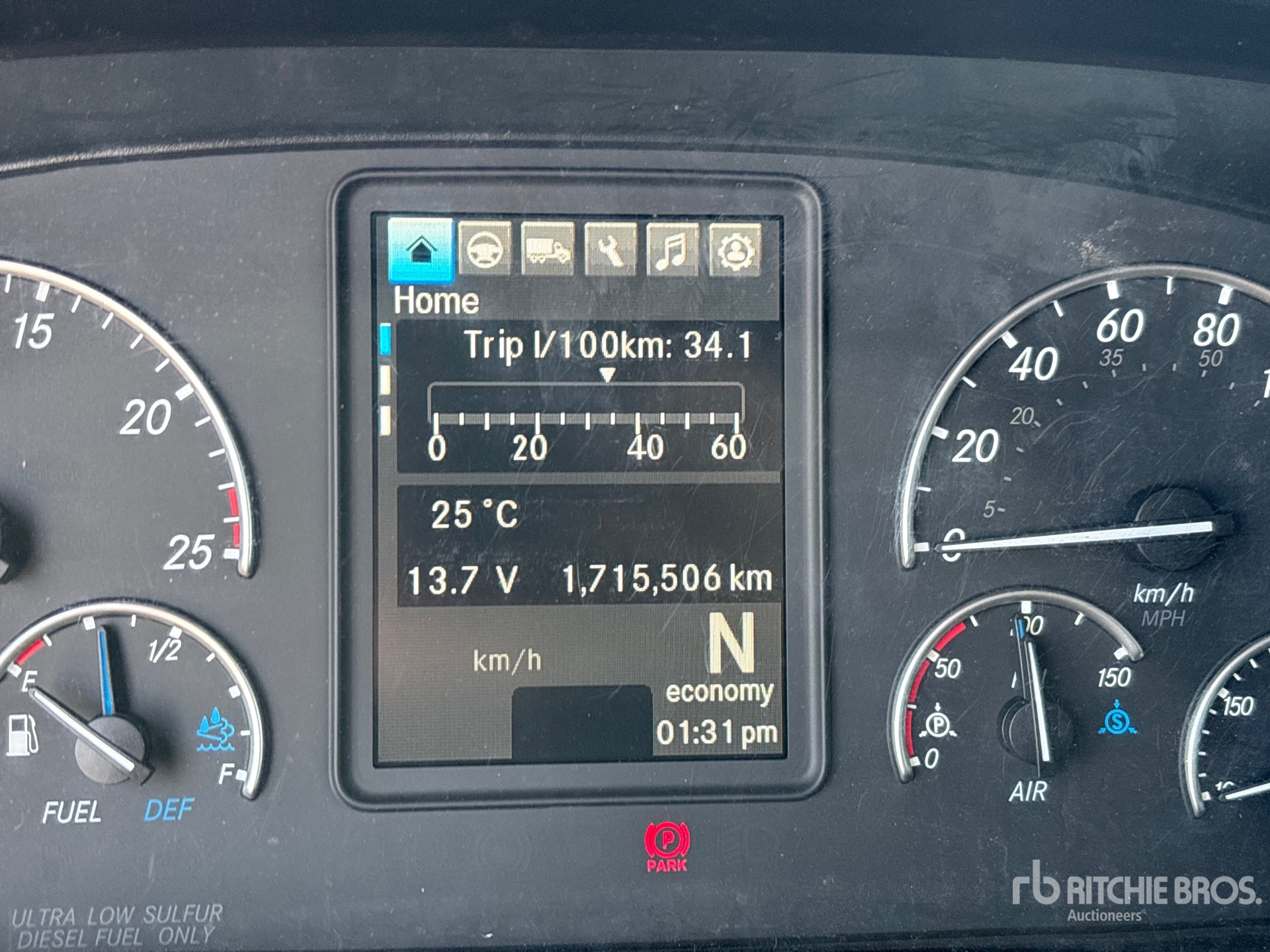 2020 Freightliner CASCADIA 126