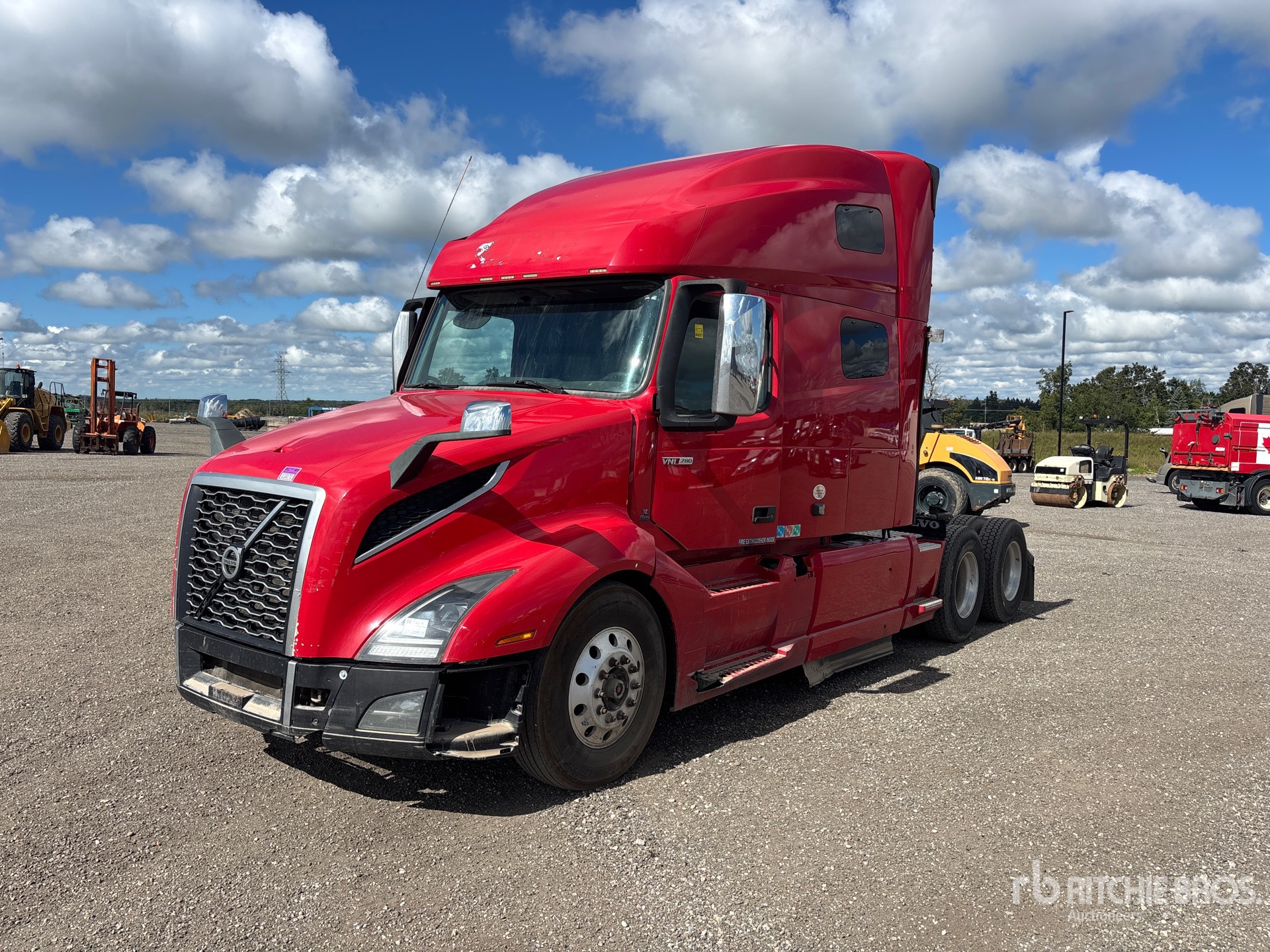 Photo of 2020 Volvo VNL