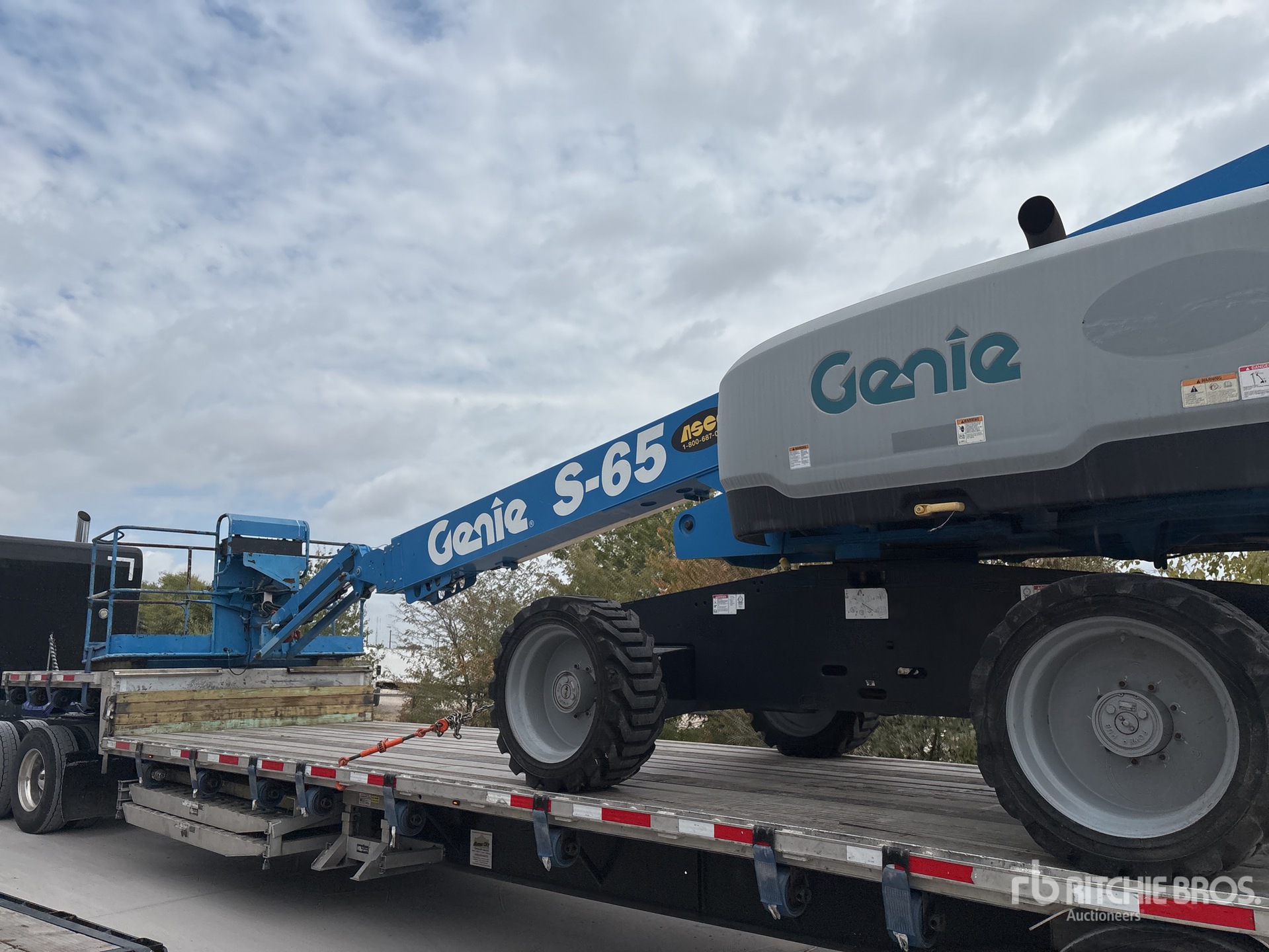 Photo of 2018 Genie S-65