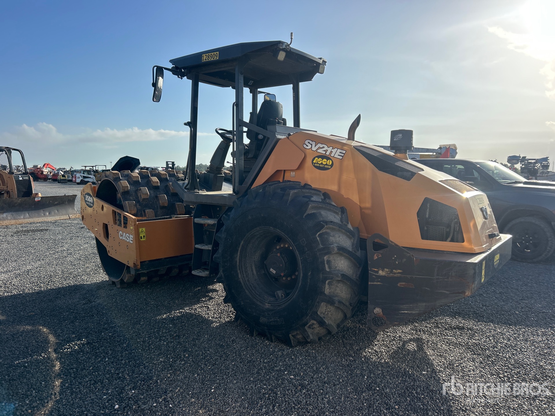 2021 Case SV211E