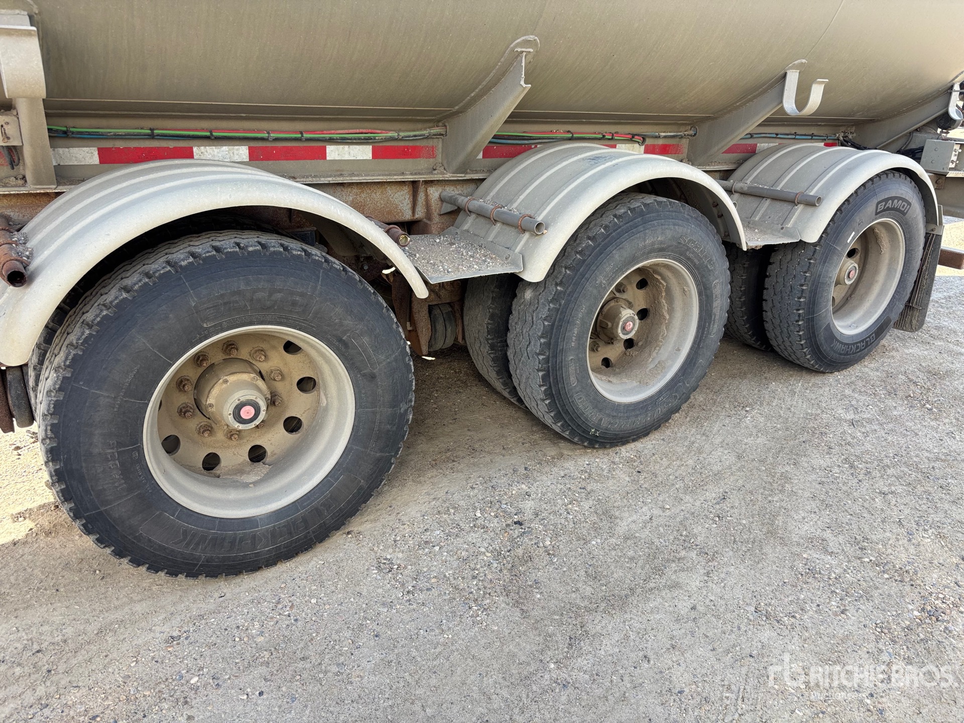 2013 Tremcar 38000 L TRI/A