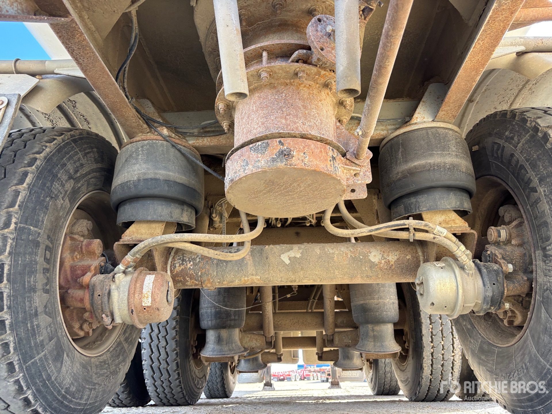2013 Tremcar 38000 L TRI/A