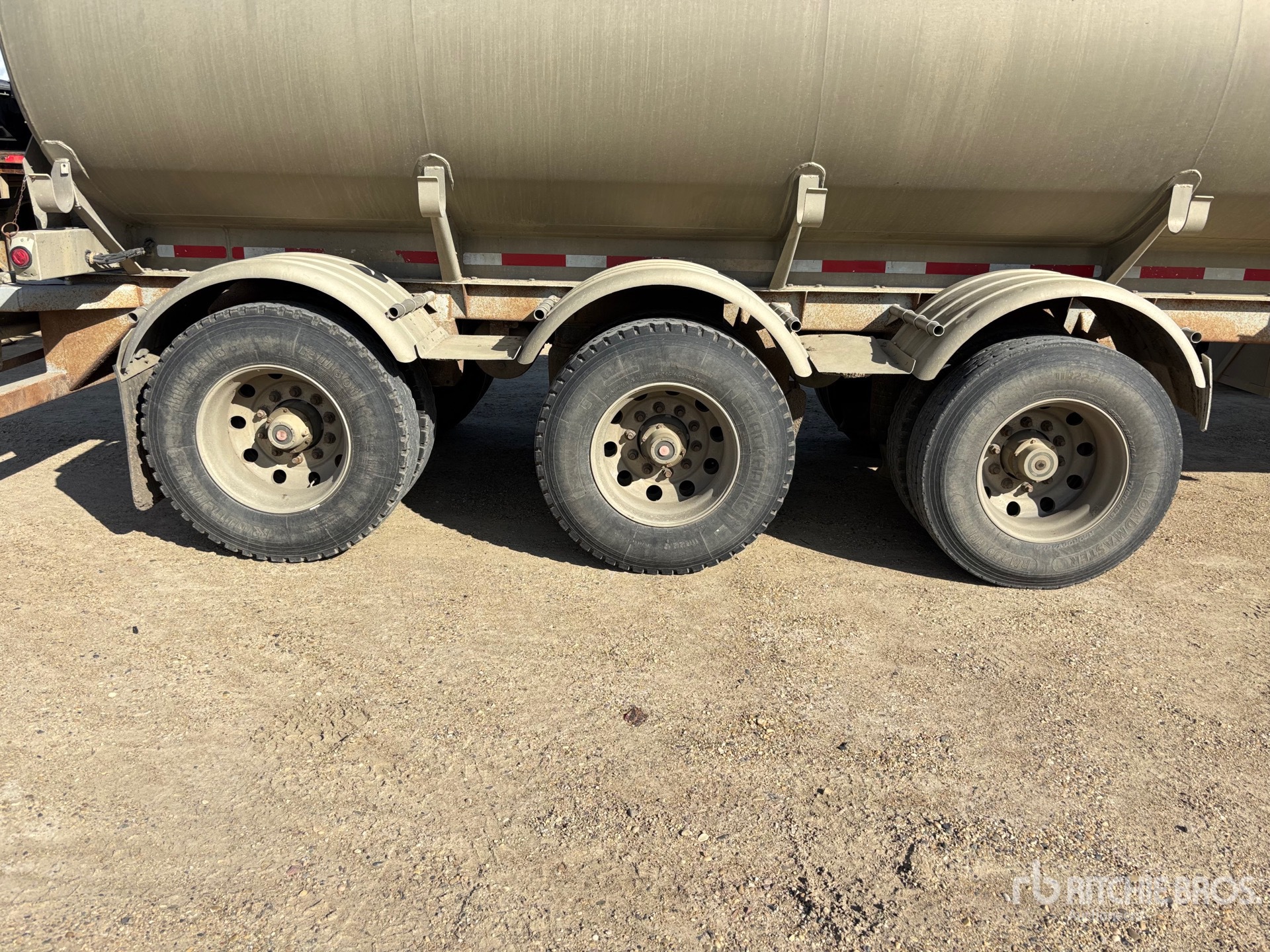 2013 Tremcar 38000 L TRI/A