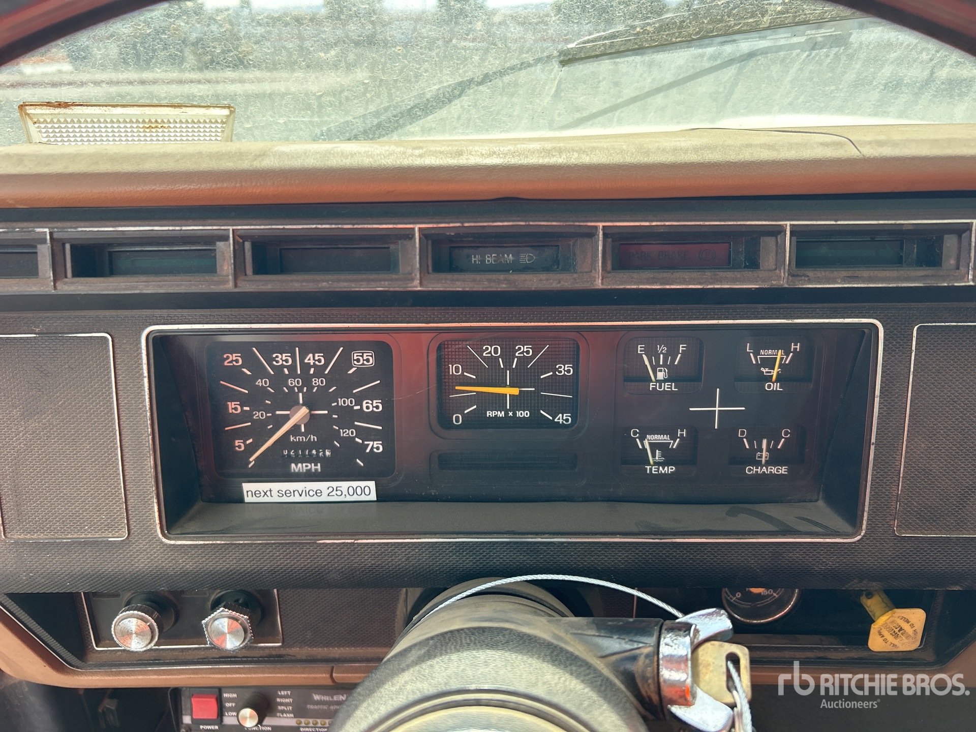 1987 Ford F700