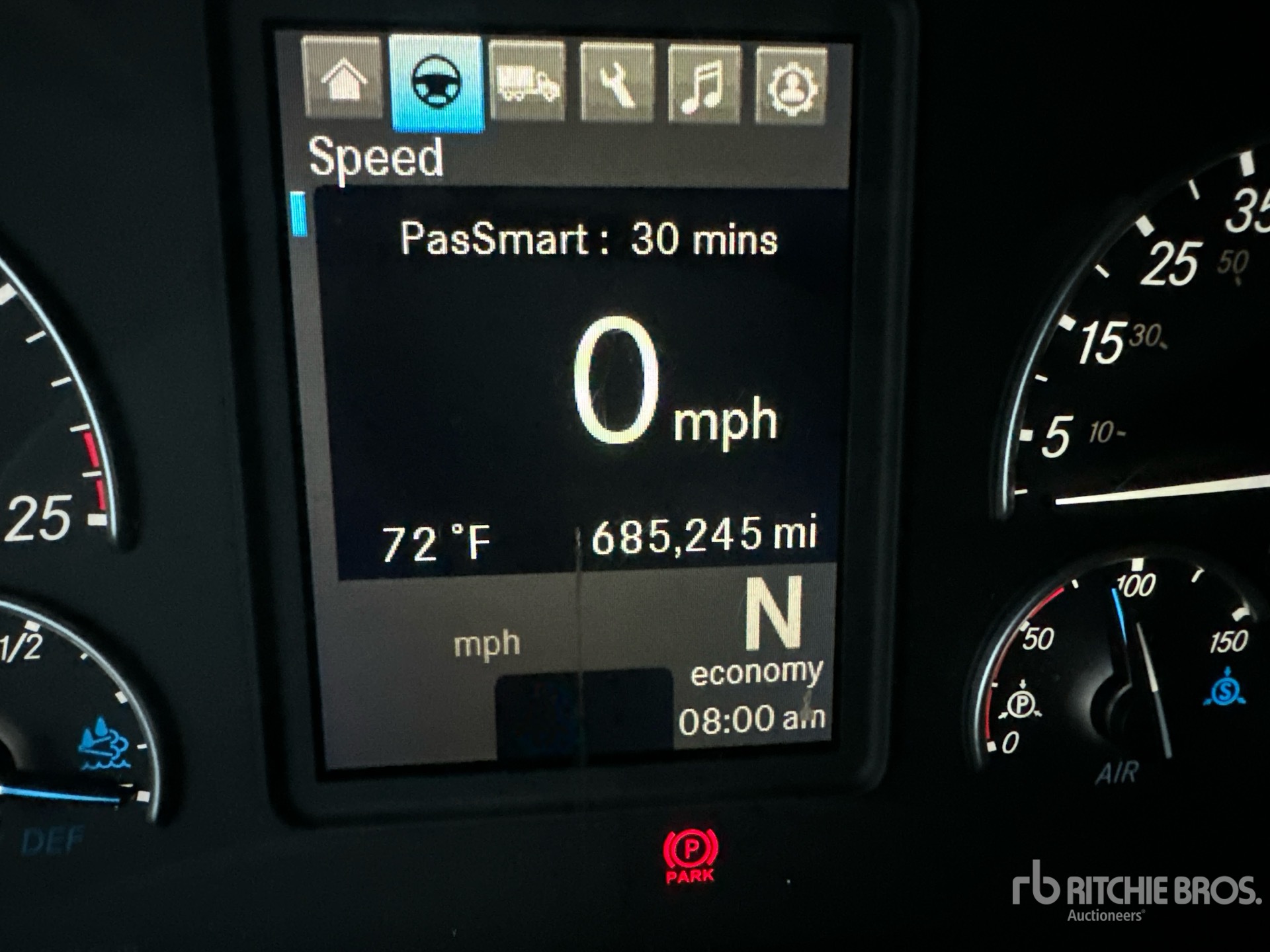 2020 Freightliner CASCADIA 126