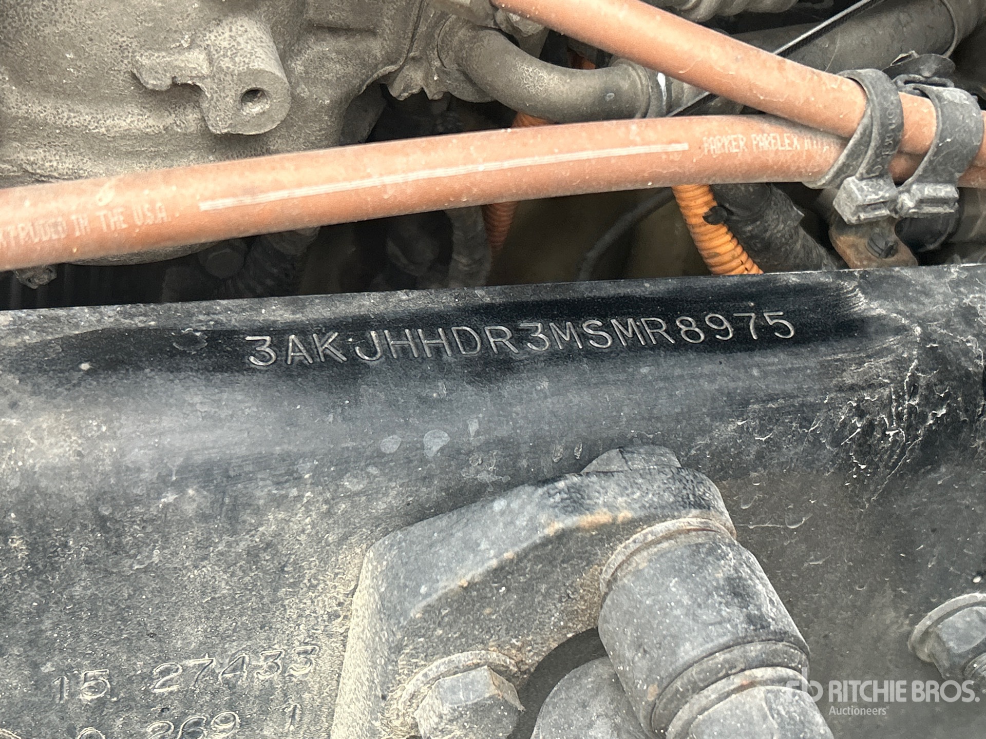 2021 Freightliner CASCADIA 126