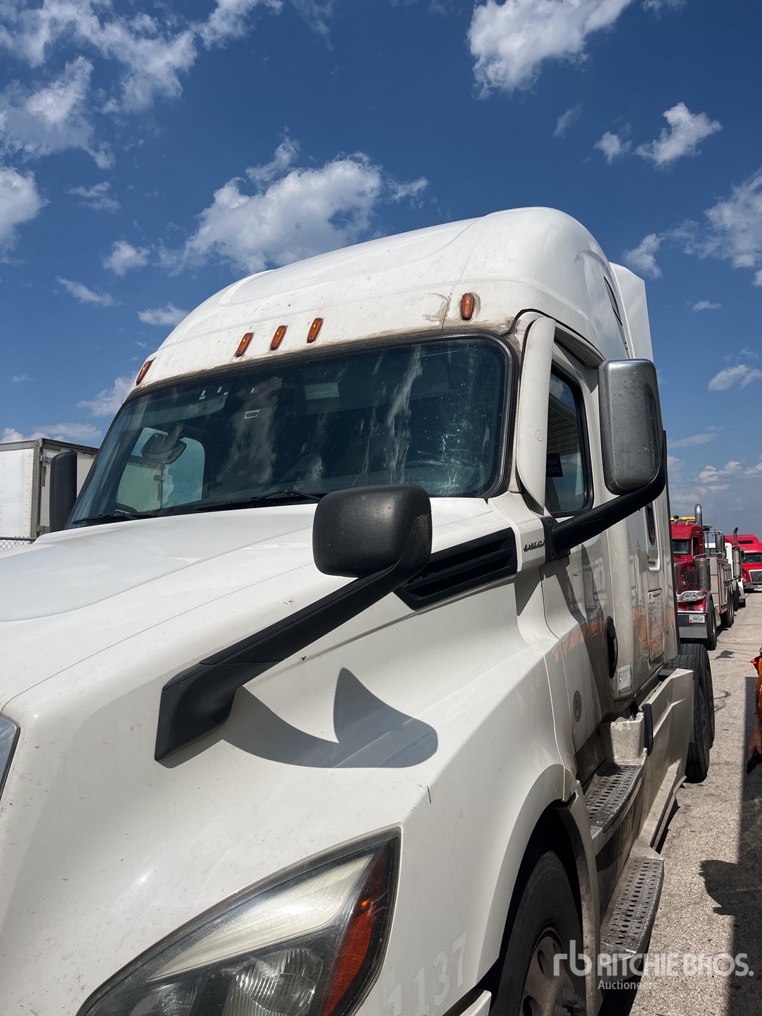 Photo of 2021 Freightliner CASCADIA 126