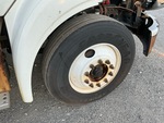 Underbody with Right Steer Tire