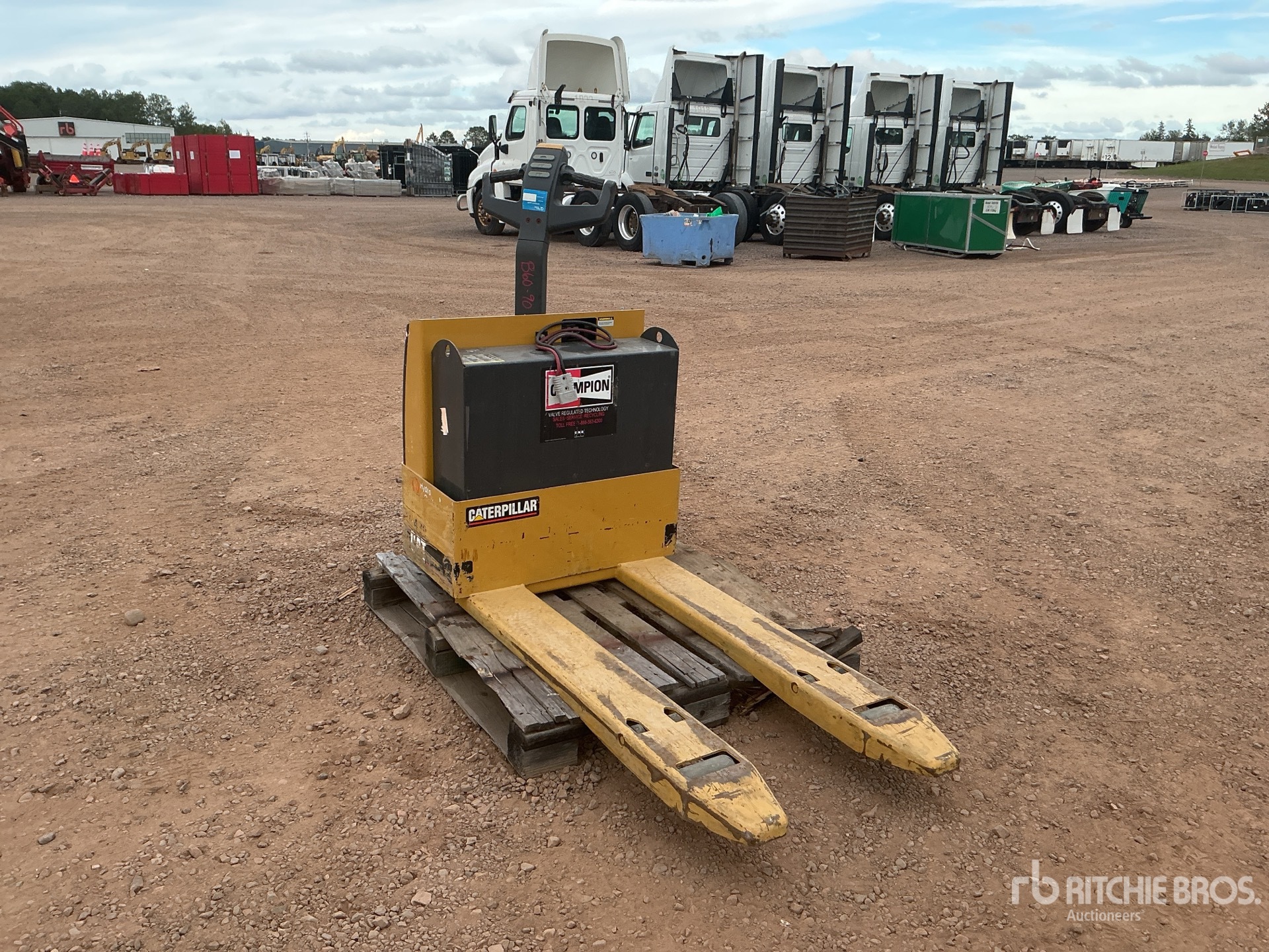 2004 Caterpillar NPP40