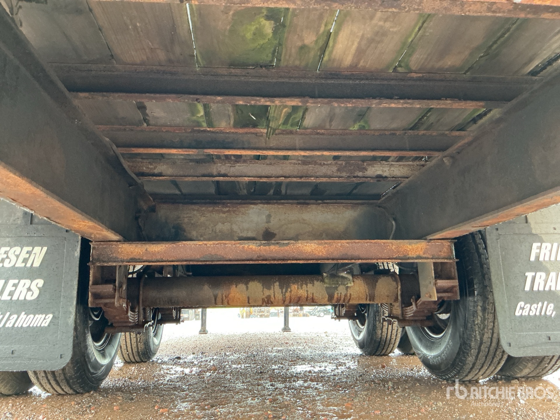 2020 Friesen 25 FT T/A GOOSENECK