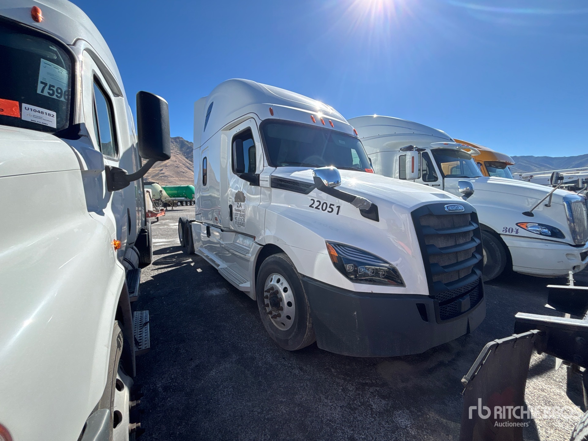 2019 Freightliner CASCADIA 126